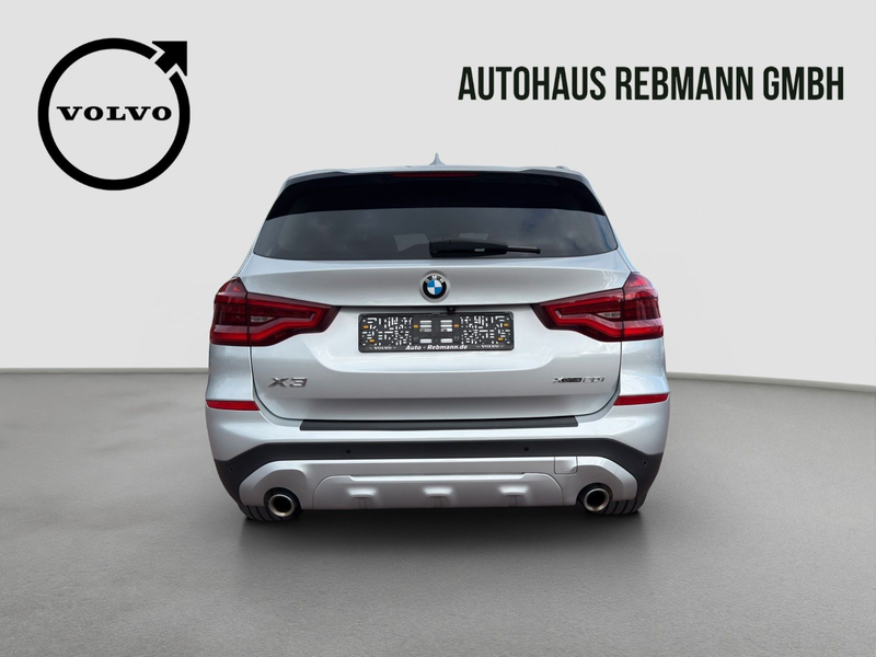 BMW X3 xDrive 20 i xLine — photo 15