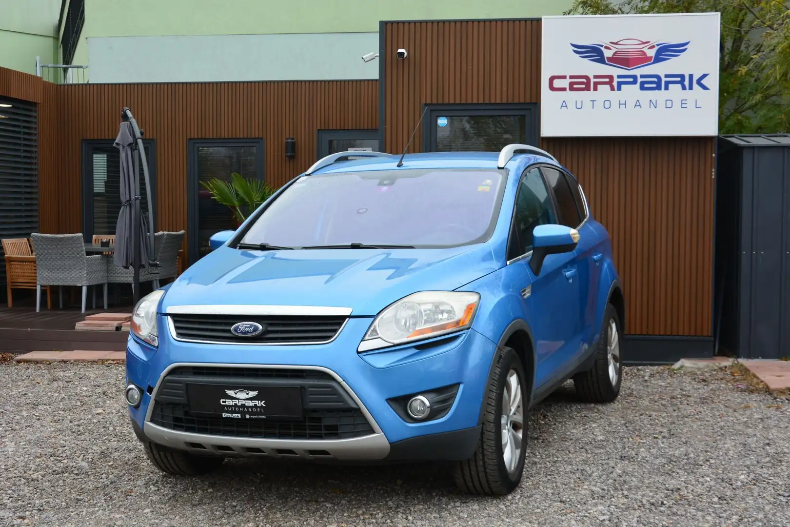 Ford Kuga 2,0 Titanium 4x4 TDCI DPF Bleu - 2