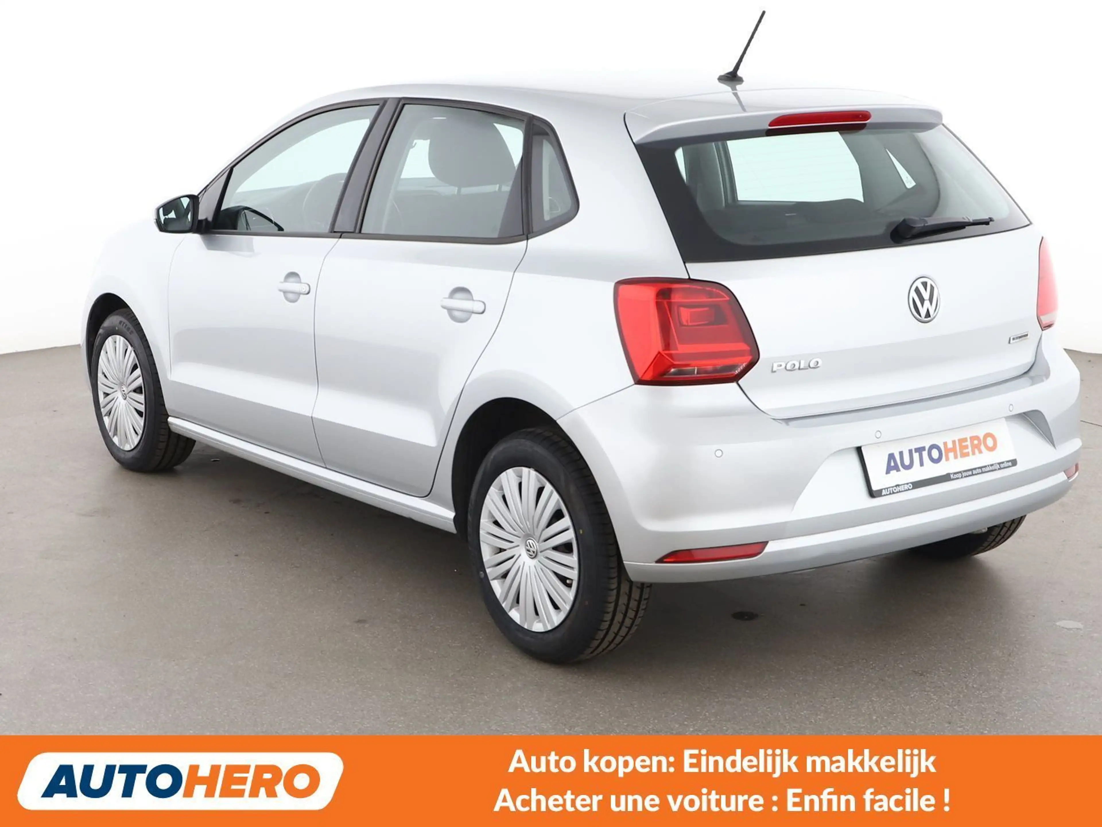 Volkswagen Polo 1.0 Comfortline BlueMotion Tech — photo 4
