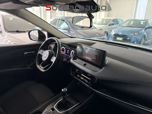 Nissan Qashqai view 11