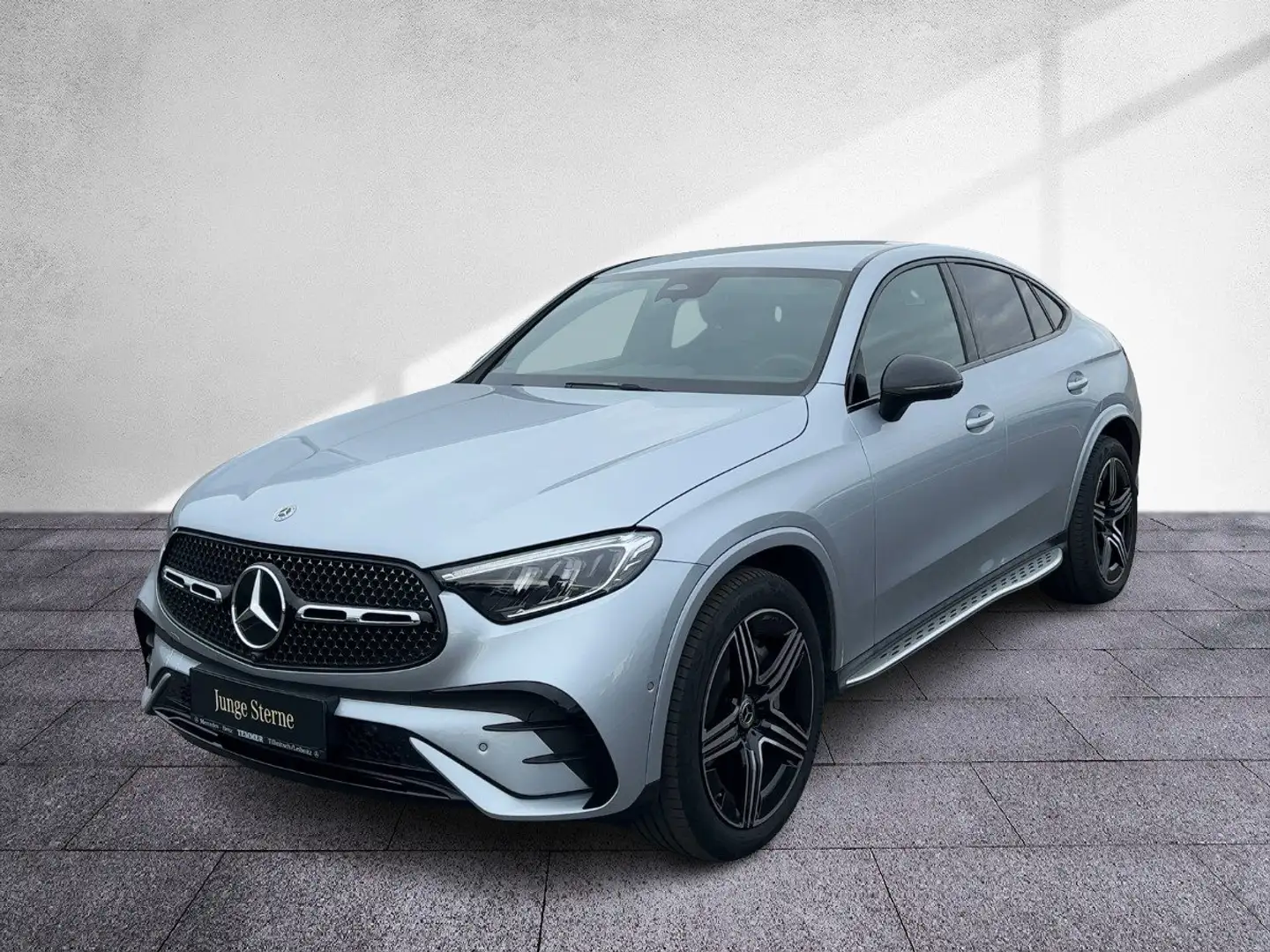Mercedes-Benz GLC 220 d 4MATIC Coupé AMG LED AHV 360°Kam Silber - 2