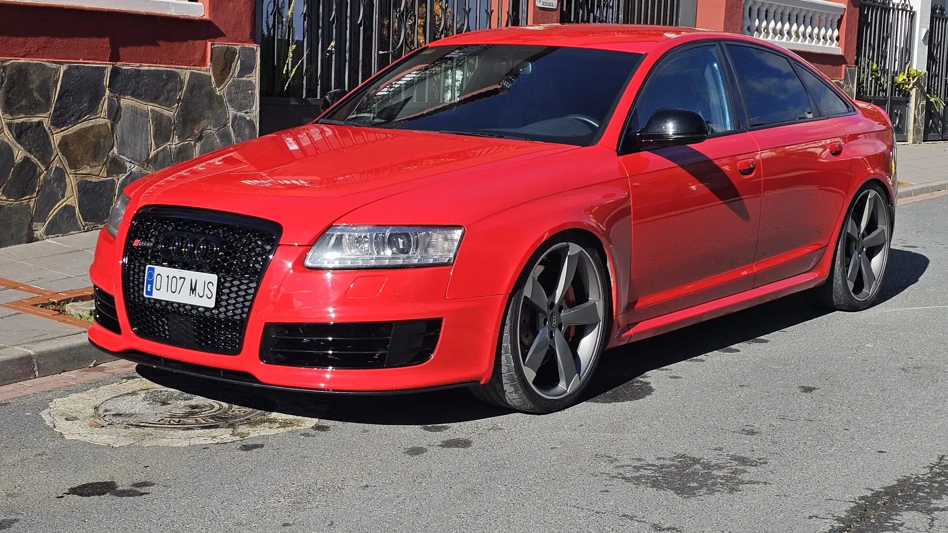 Audi RS6 Tiptronic - 1