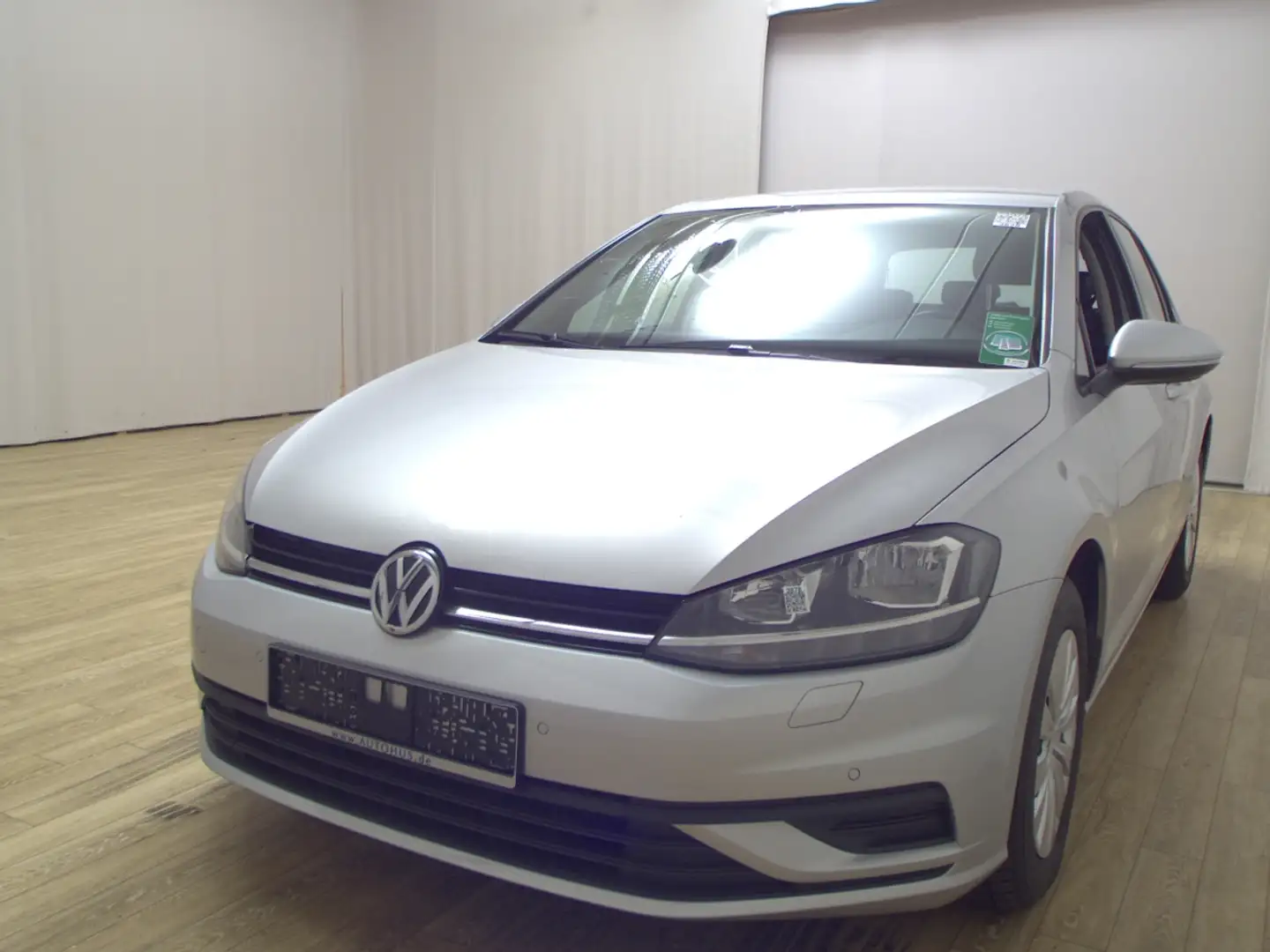 Volkswagen Golf VII 1.6 TDI BMT Trendline Navi Sound SHZ Zilver - 2