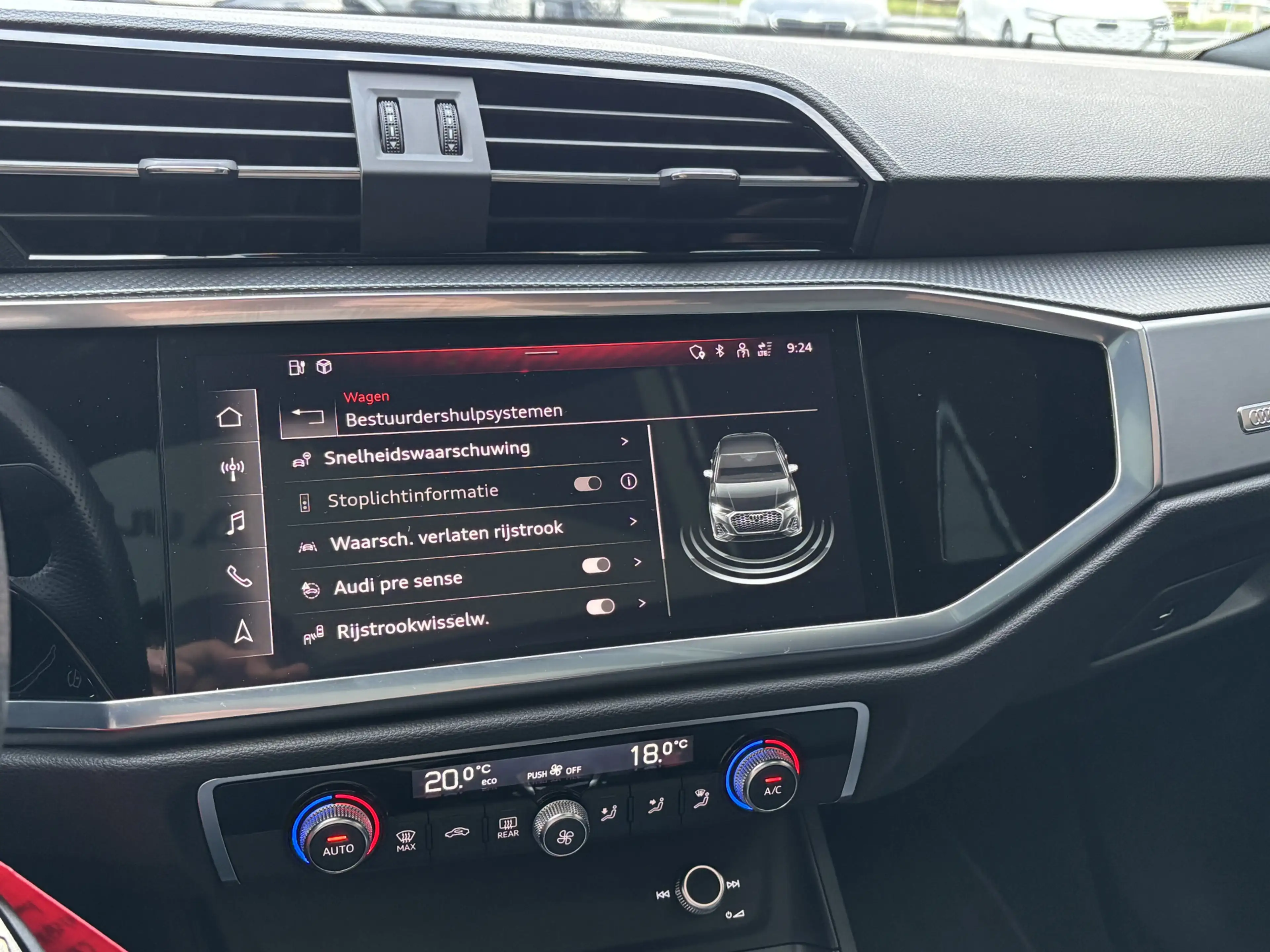 Audi Q3 Sportback 45 TFSI e S Edition — photo 15