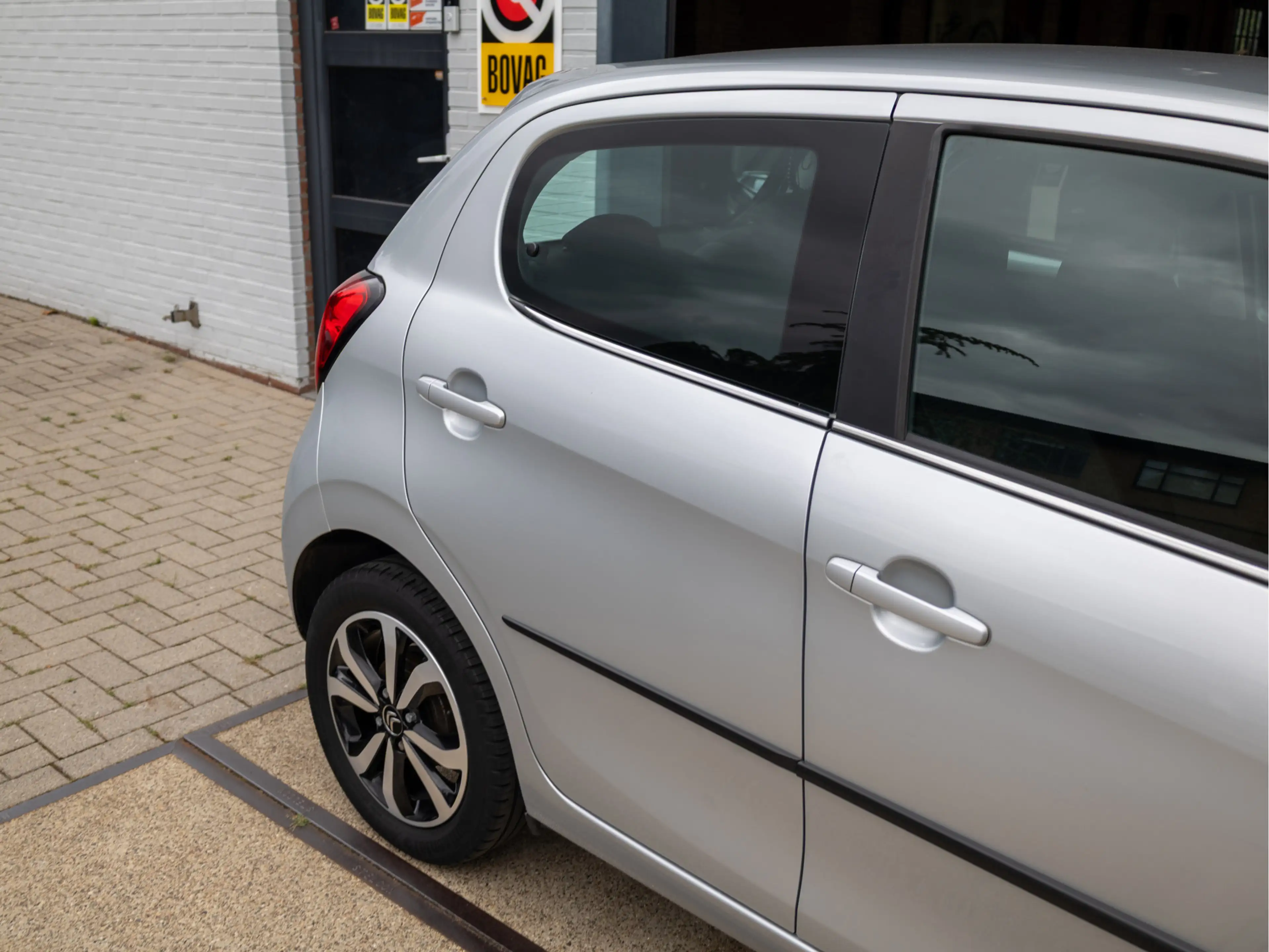 Citroen C1 1.0 e-VTi Shine *Achteruitrijcamera | Cruise Contr — photo 40