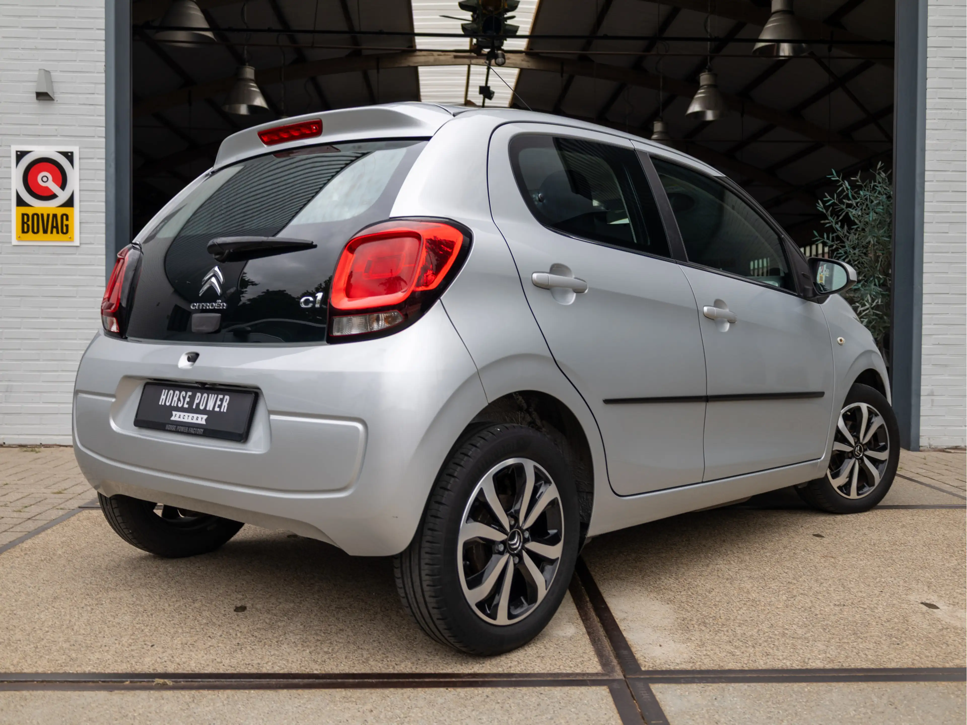 Citroen C1 1.0 e-VTi Shine *Achteruitrijcamera | Cruise Contr — photo 2