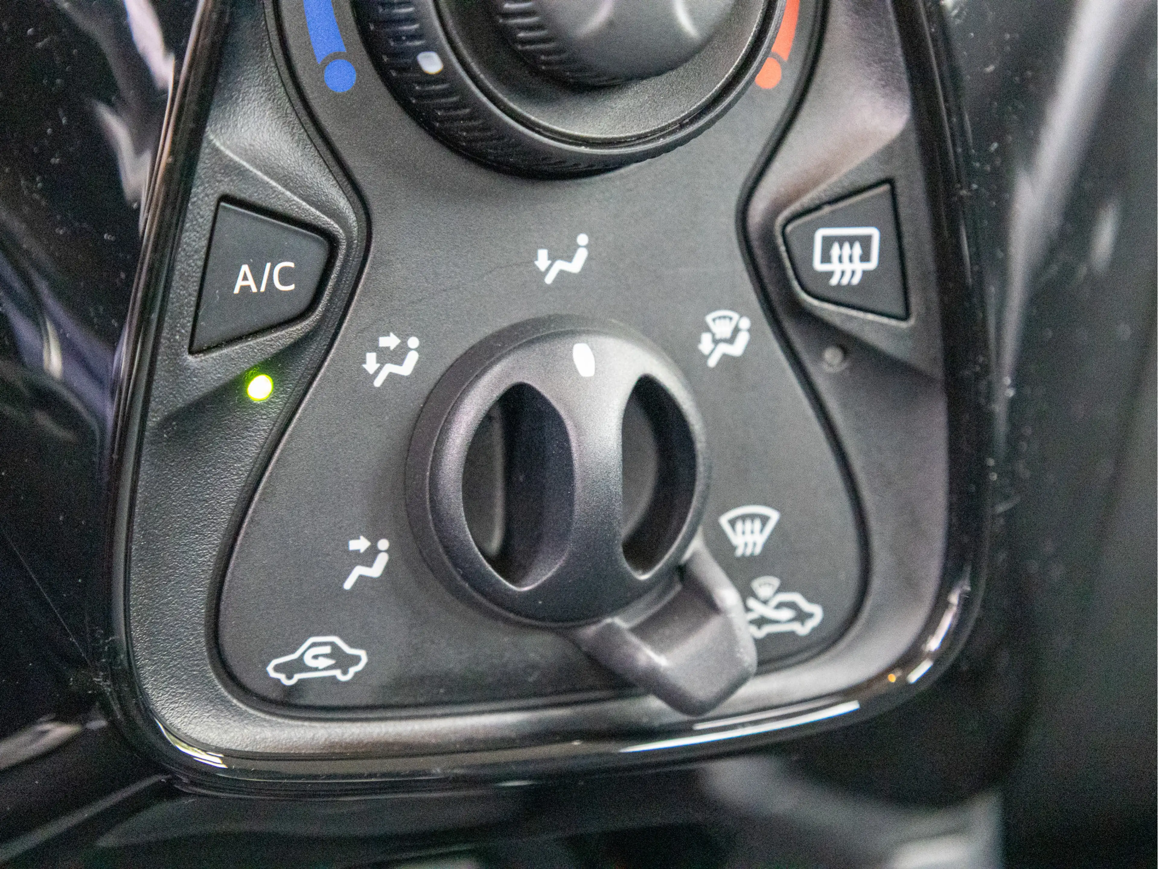 Citroen C1 1.0 e-VTi Shine *Achteruitrijcamera | Cruise Contr — photo 33