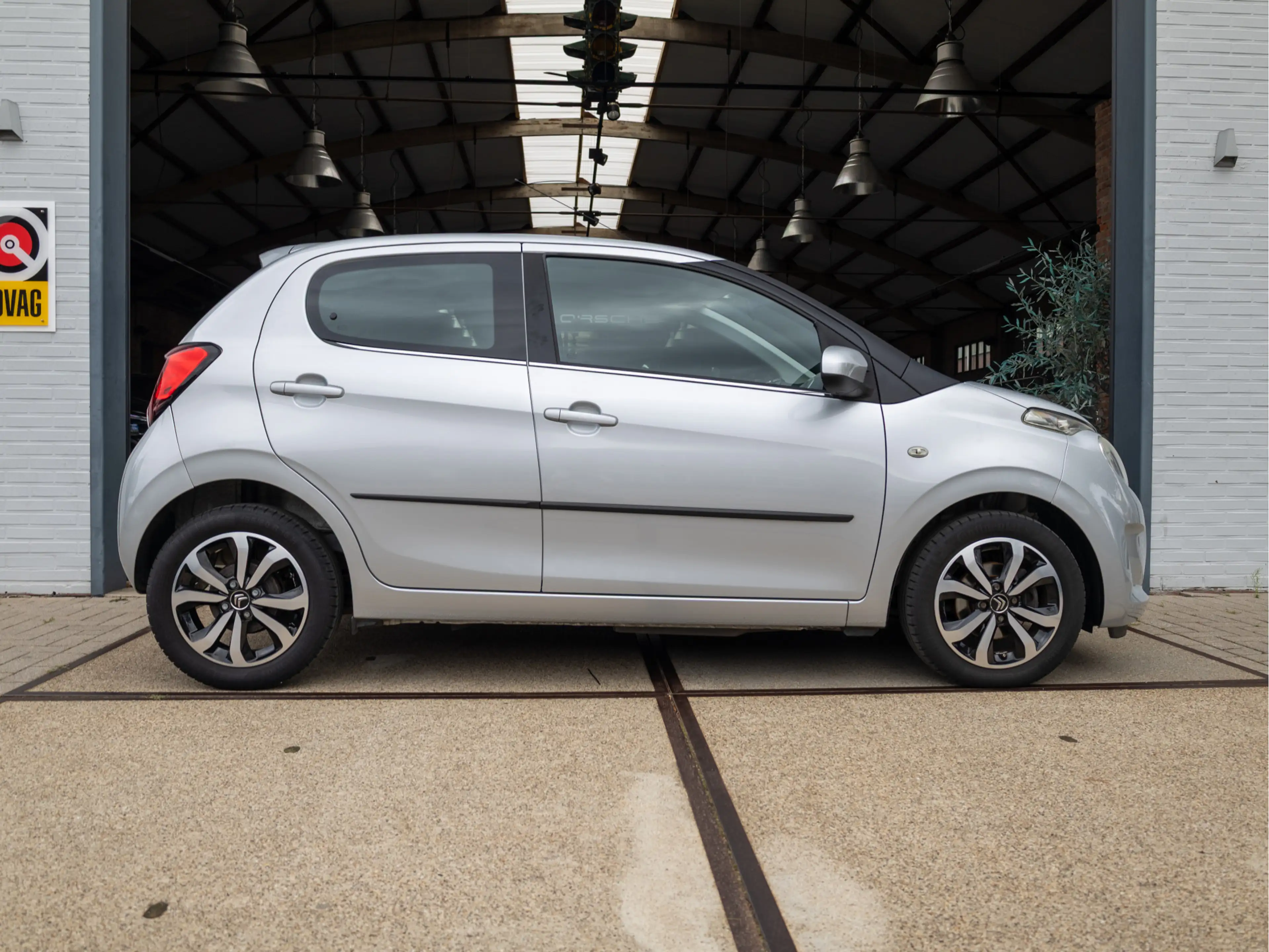 Citroen C1 1.0 e-VTi Shine *Achteruitrijcamera | Cruise Contr — photo 8