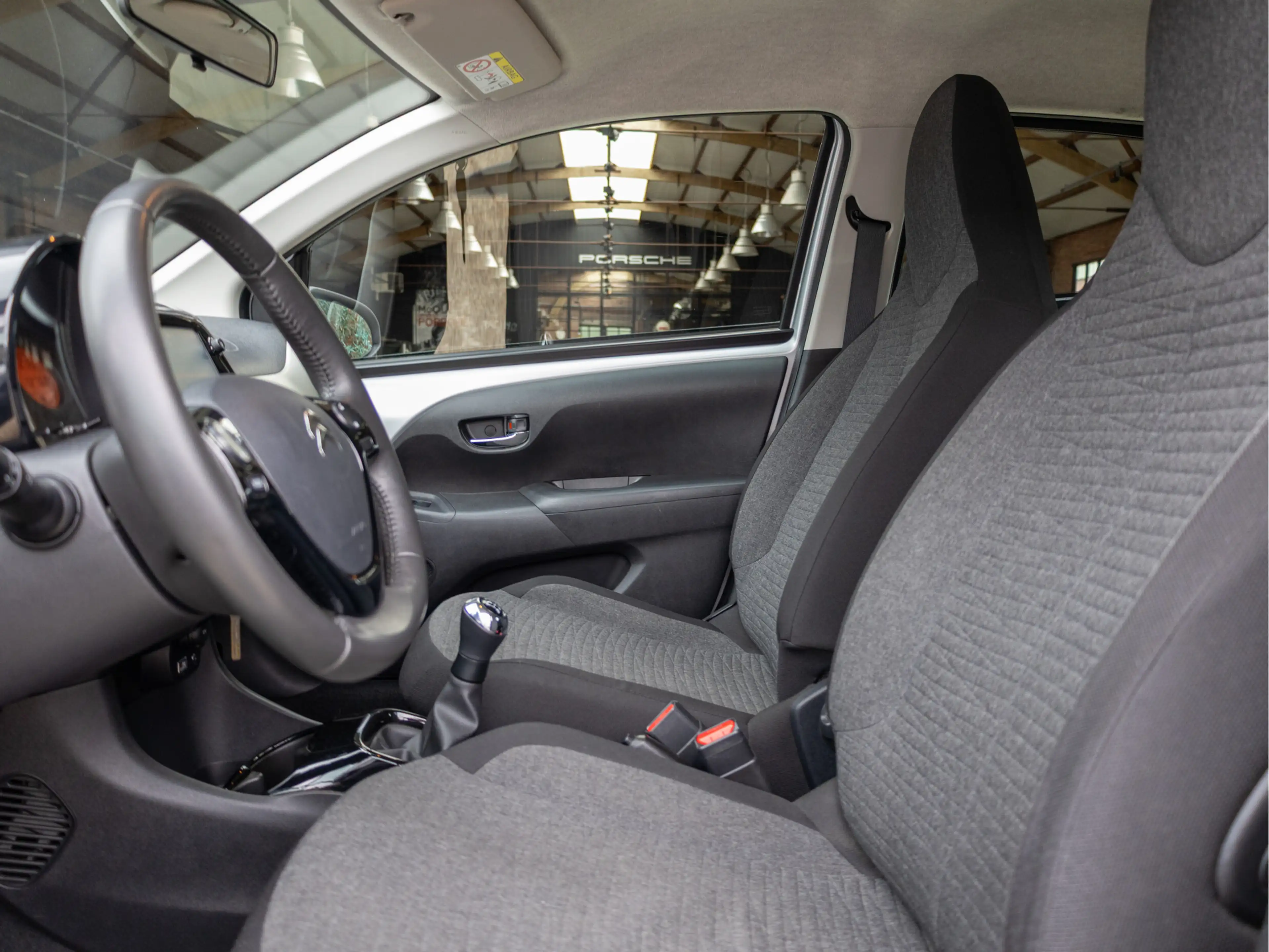 Citroen C1 1.0 e-VTi Shine *Achteruitrijcamera | Cruise Contr — photo 17