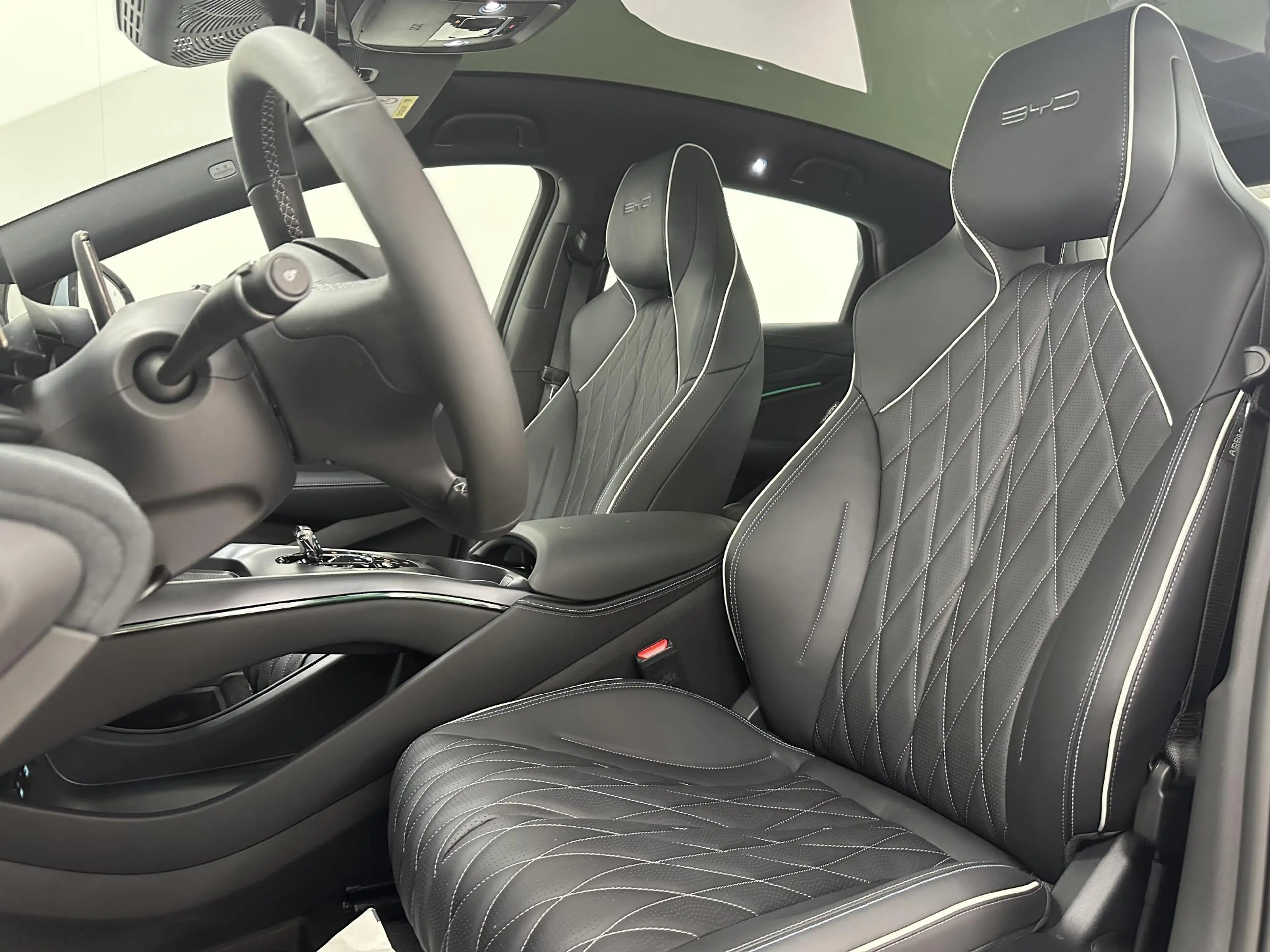 BYD Seal Limited Edition RWD 61.4 kWh Direct leverbaar! | G — photo 7