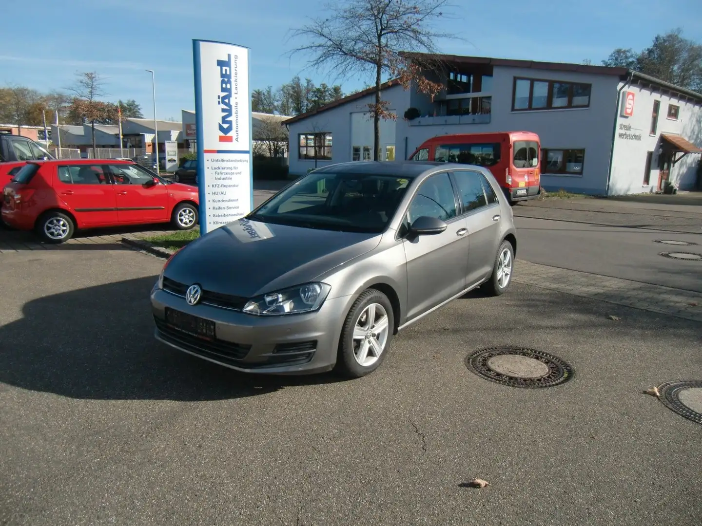 Volkswagen Golf VII Lim. Comfortline BMT/PDC/alle Inspekt. Grau - 1