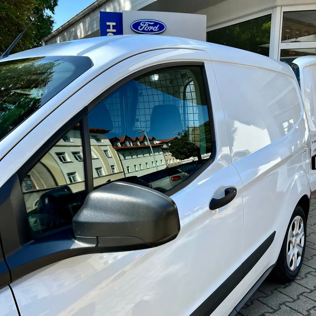 Ford Transit Courier Trend White - 2