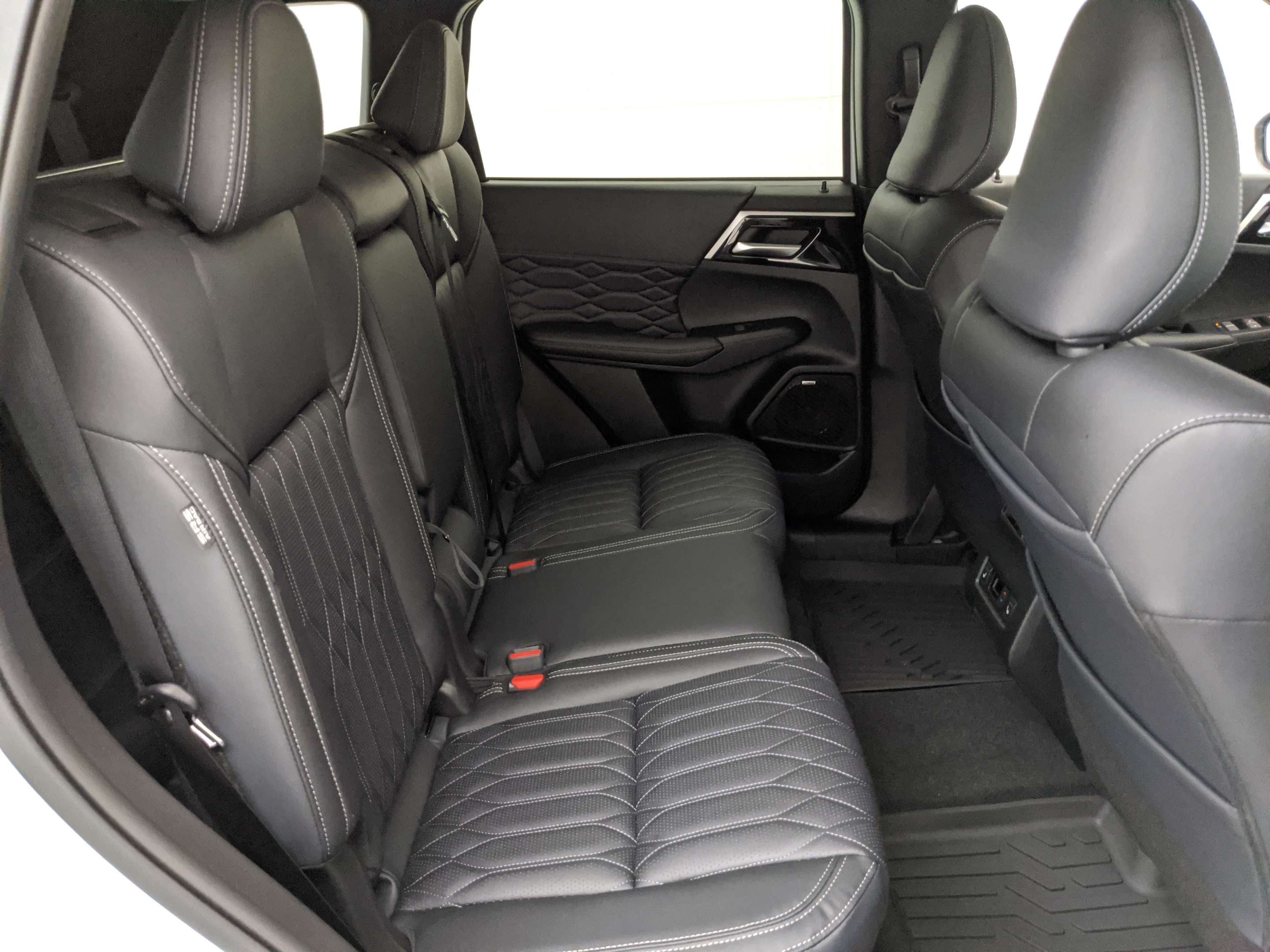 2026 Mitsubishi Outlander