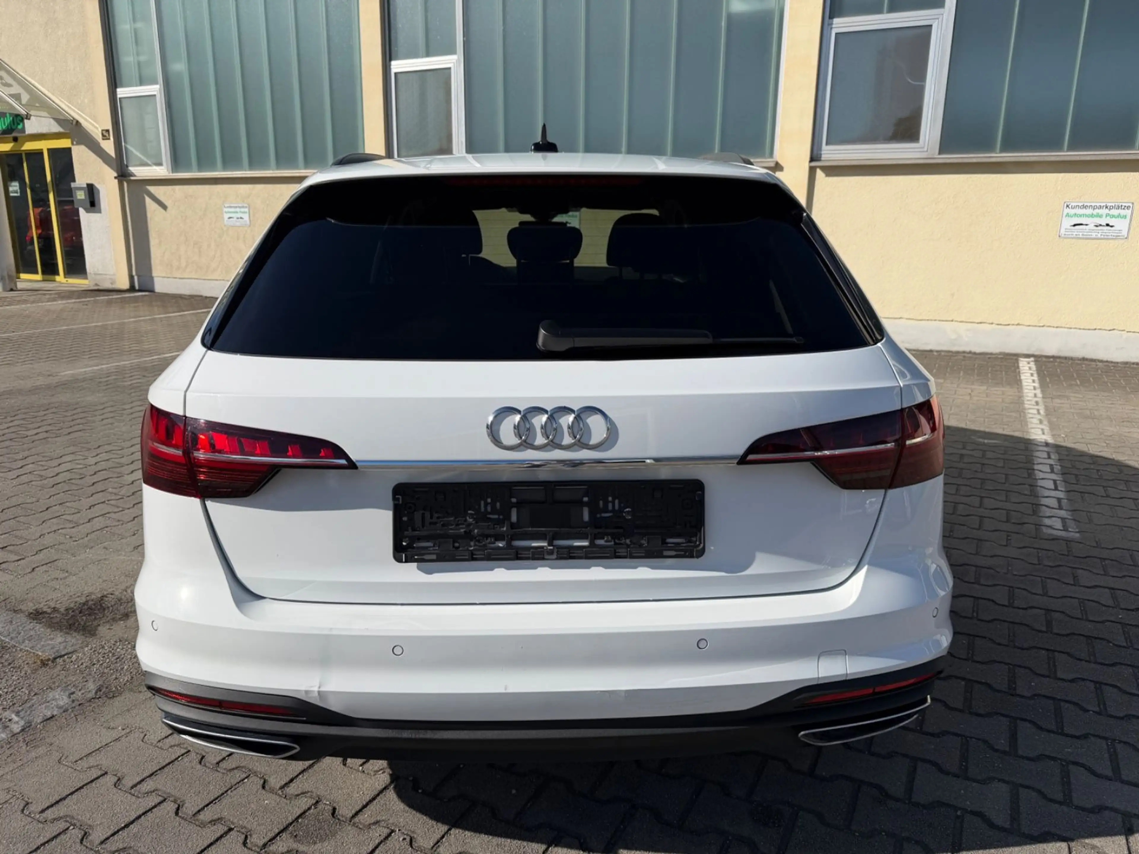 Audi A4 Avant 40 TDI DSG°AHK°LED°NAVI°STANDHZG.° — photo 11