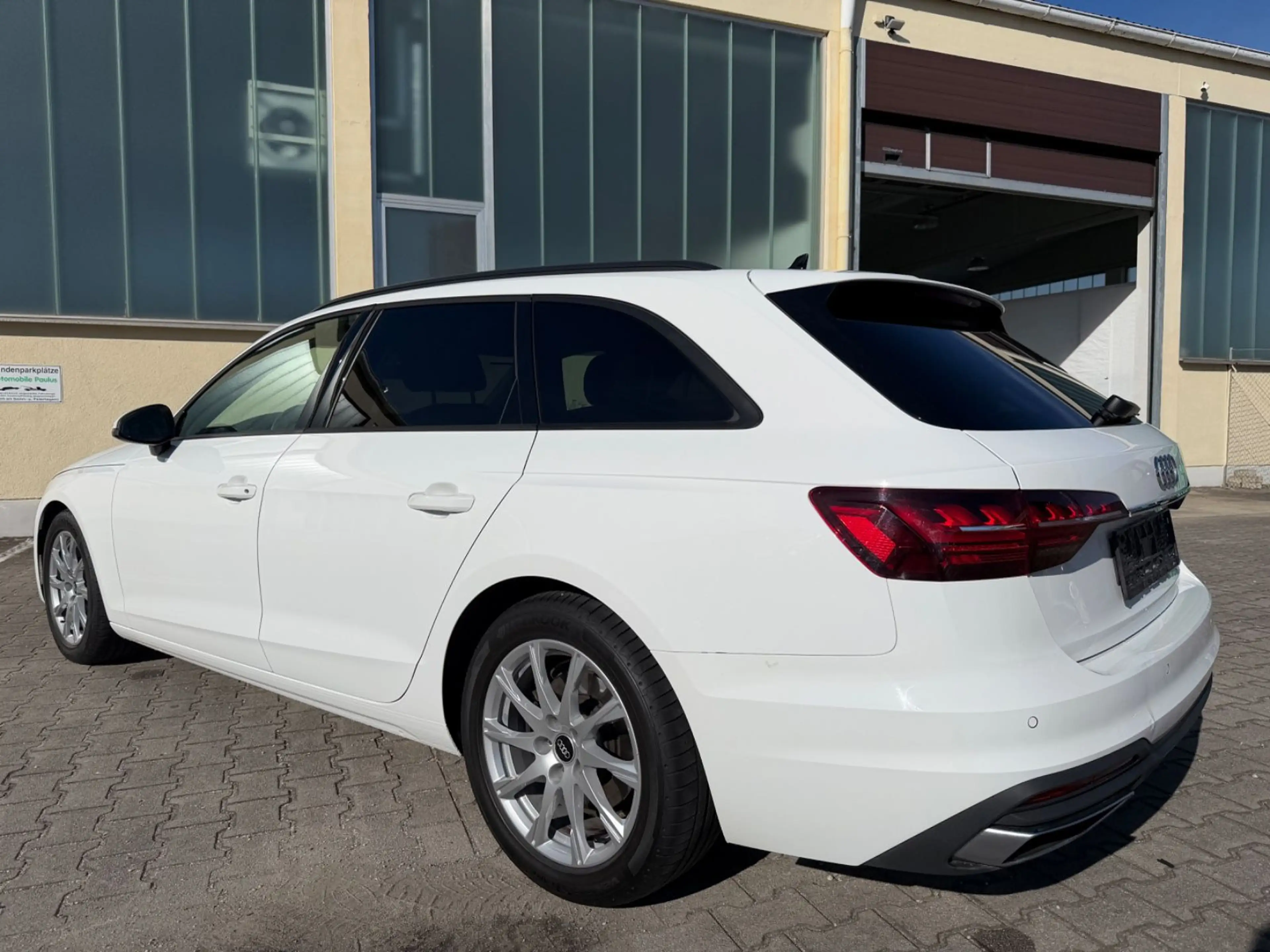 Audi A4 Avant 40 TDI DSG°AHK°LED°NAVI°STANDHZG.° — photo 9