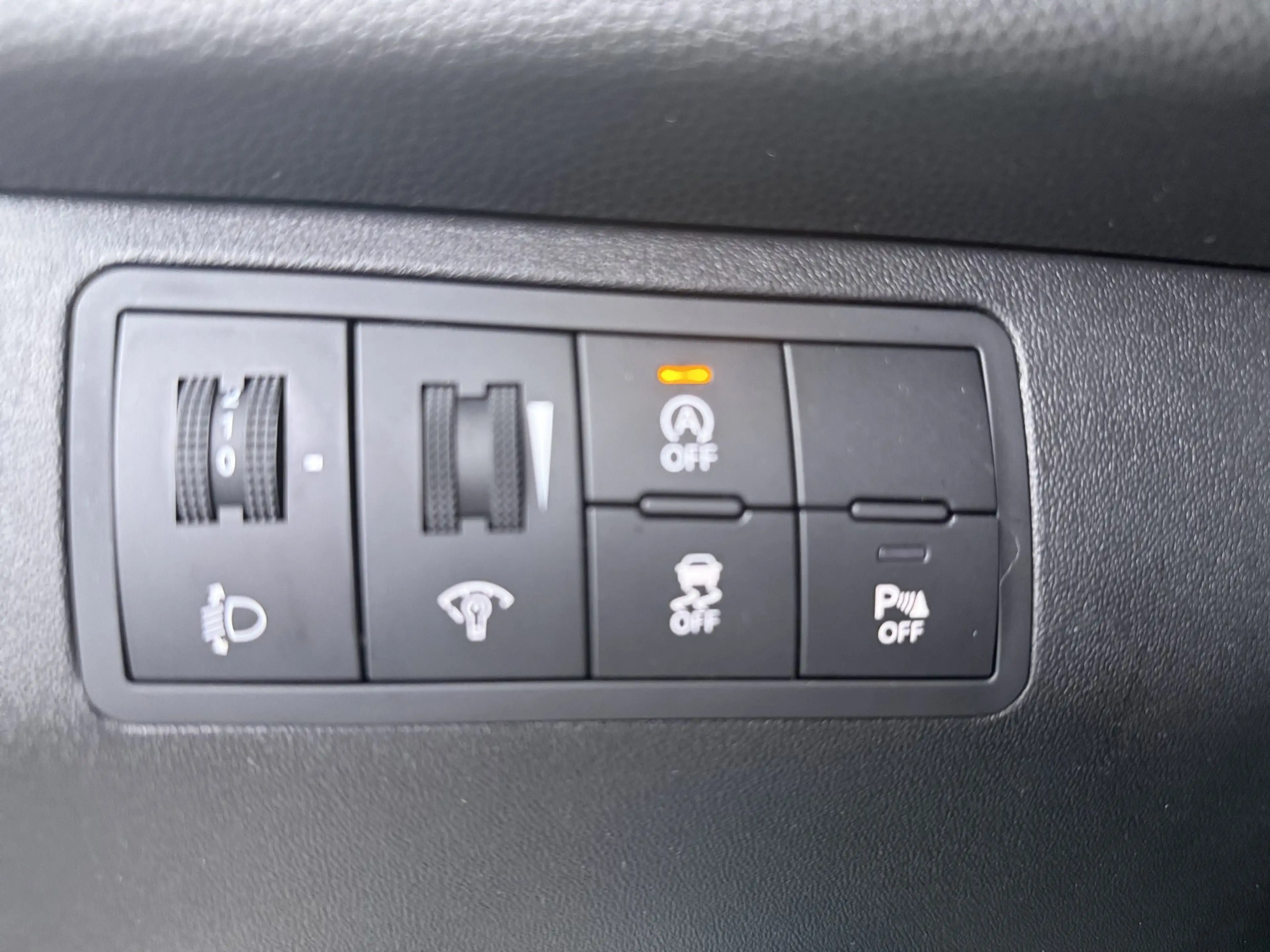 Kia Venga 1.4 CVVT Summer Edition - Navigatie - Camera - Ele — photo 29