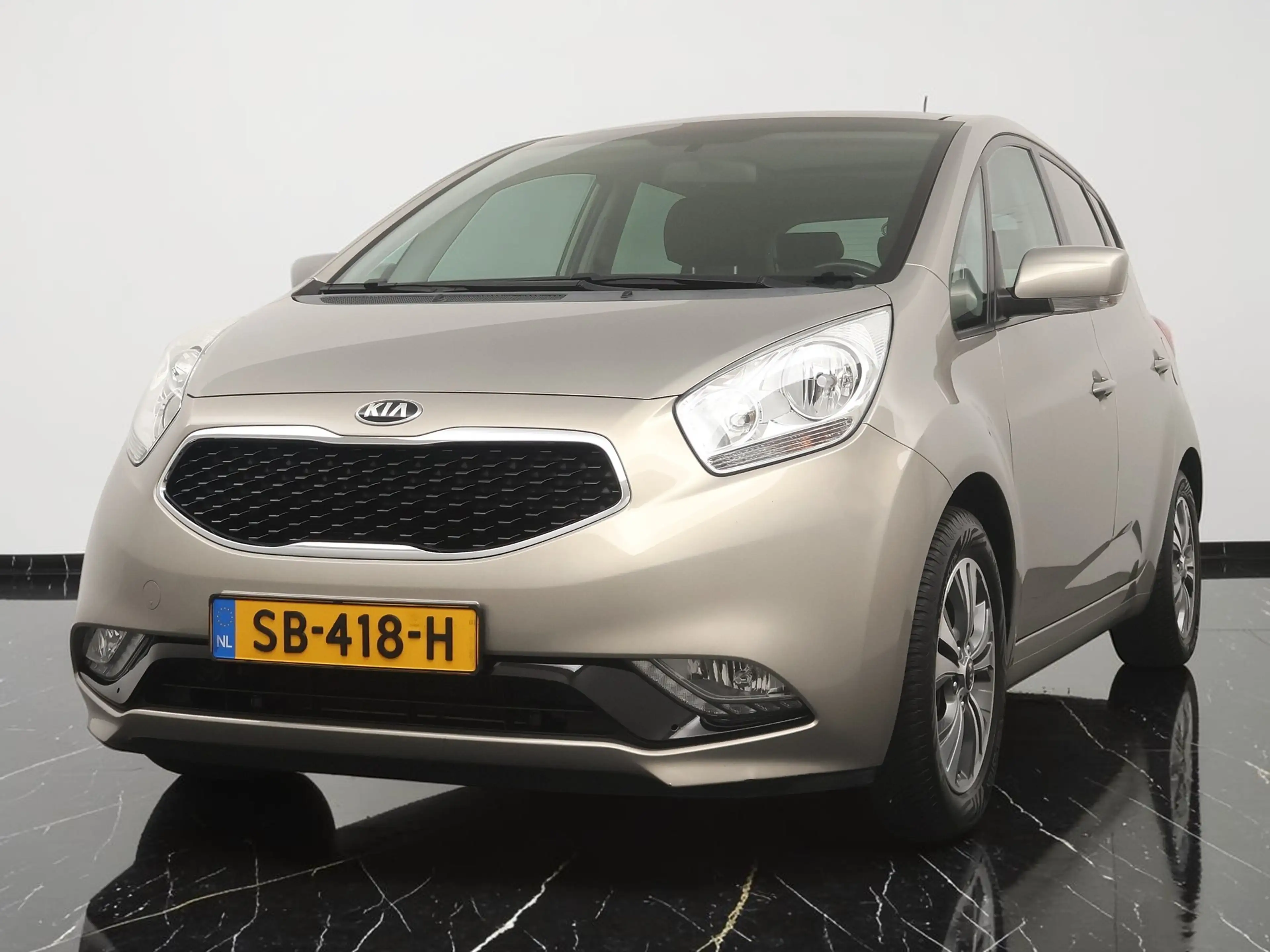 Kia Venga 1.4 CVVT Summer Edition - Navigatie - Camera - Ele — photo 3