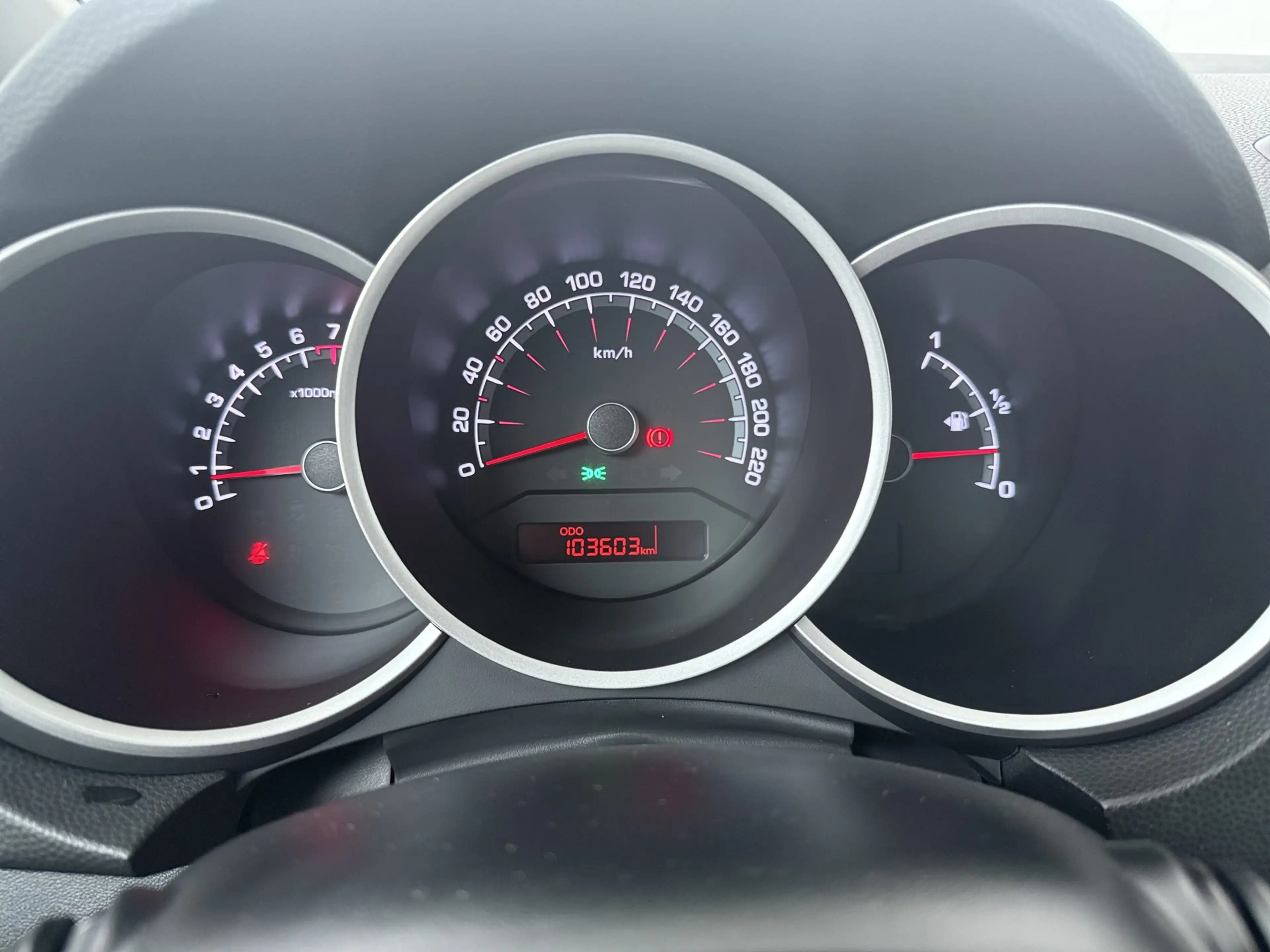 Kia Venga 1.4 CVVT Summer Edition - Navigatie - Camera - Ele — photo 30