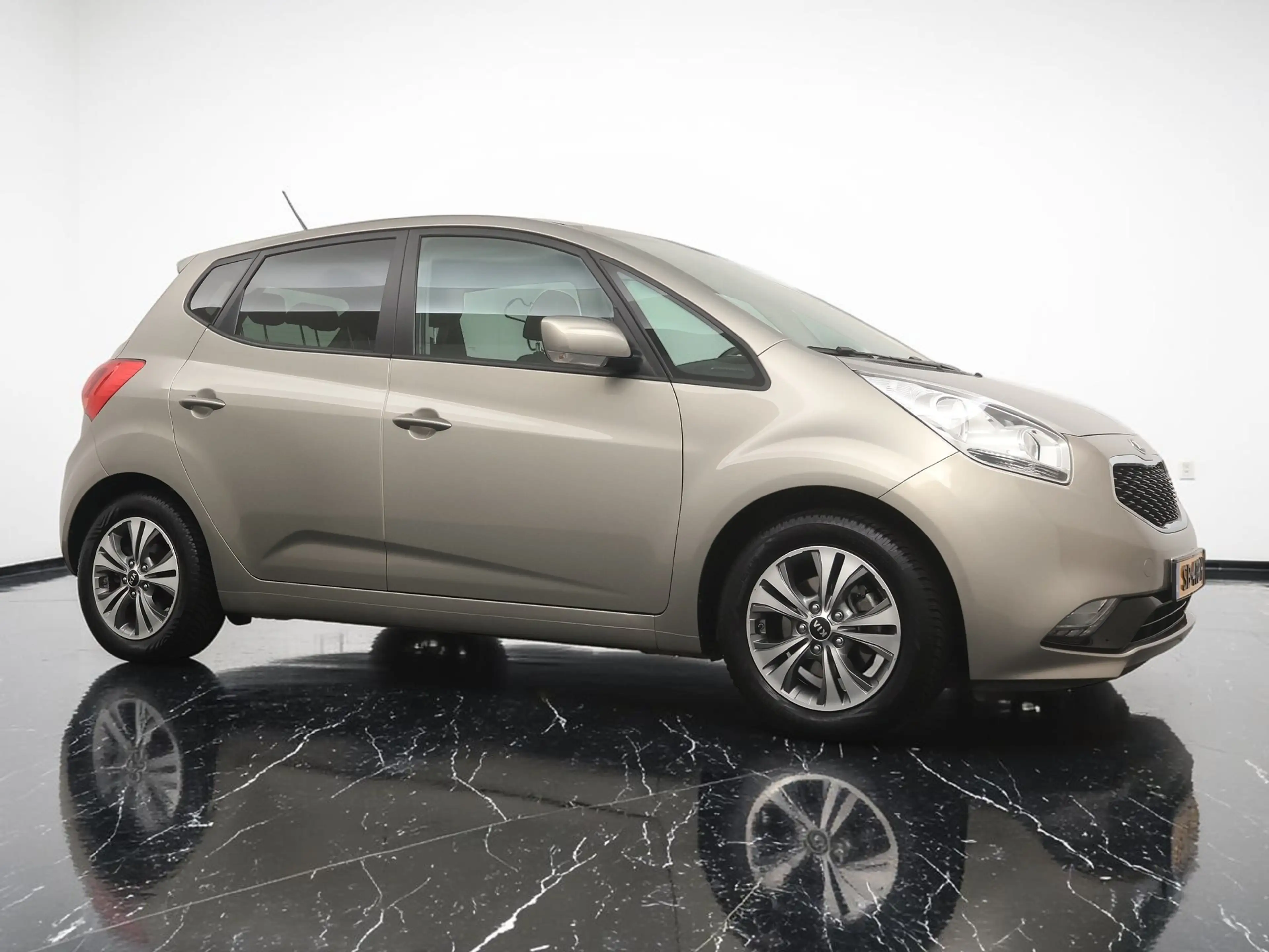 Kia Venga 1.4 CVVT Summer Edition - Navigatie - Camera - Ele — photo 11