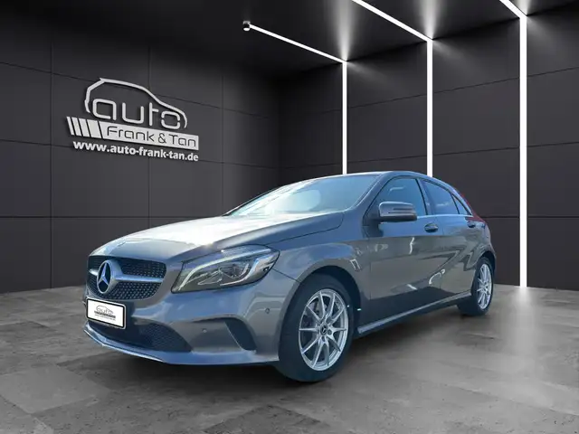 Mercedes-Benz A 250 *LED*Panorama*Navi*Cam*PDC*Sport*