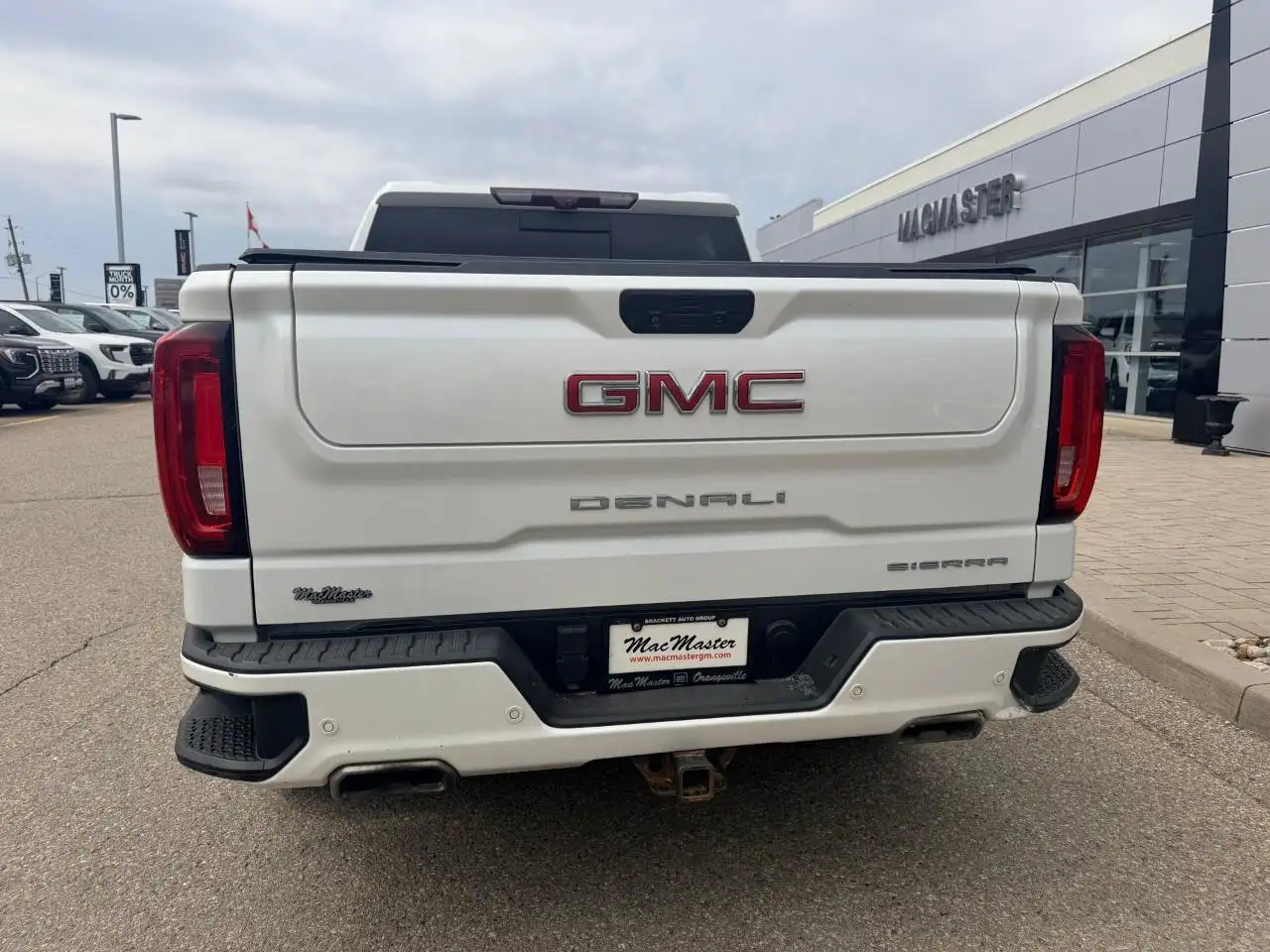 GMC Sierra 1500 снимка GMC Sierra 1500