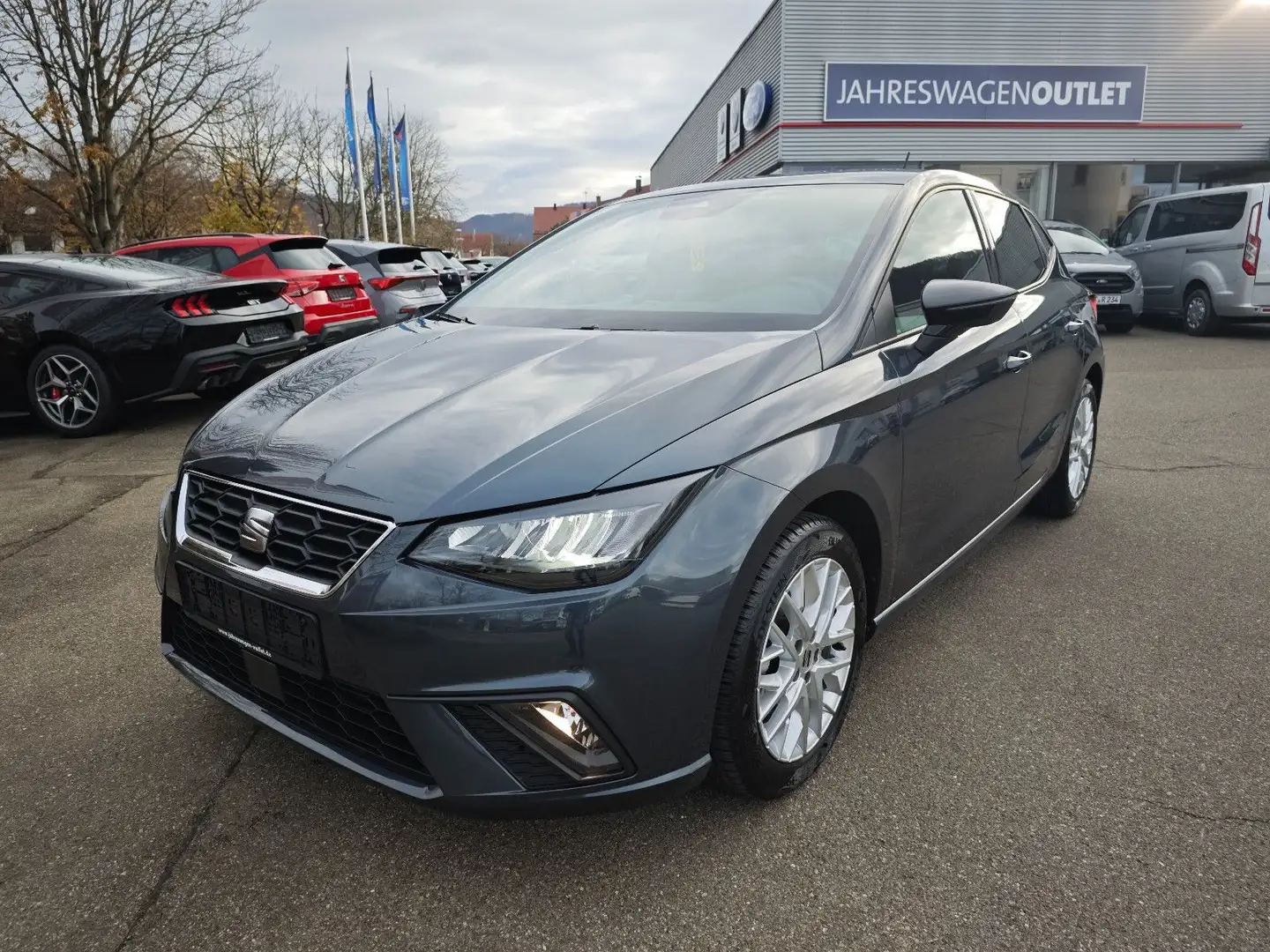 SEAT Ibiza FR 116PS #NAVI #SHZ #APP #ALLWETTER - 1