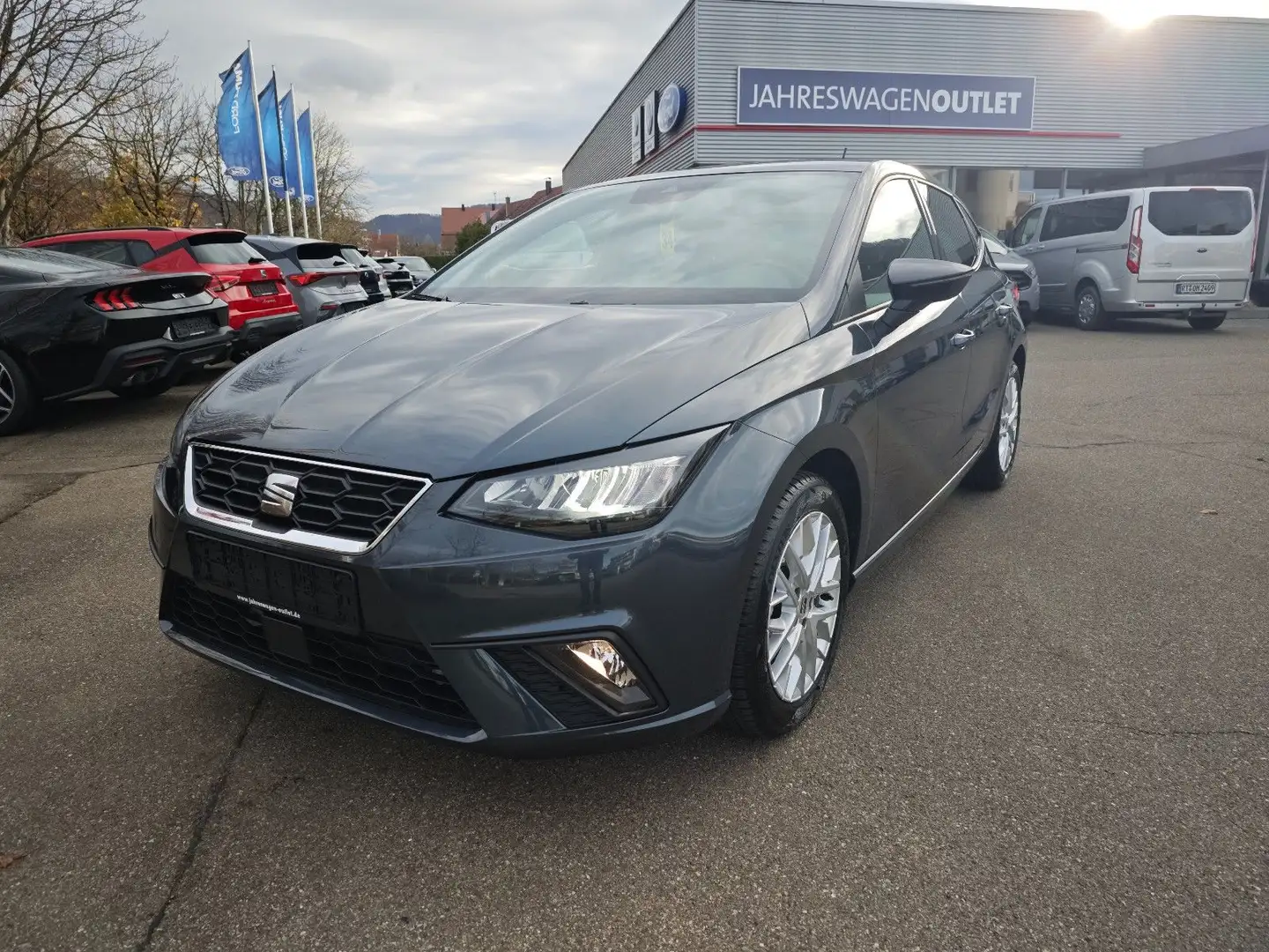 SEAT Ibiza FR 116PS #NAVI #SHZ #APP #ALLWETTER - 2