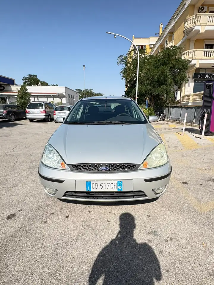 Ford Focus SW 1.8 td Ambiente, foto 3