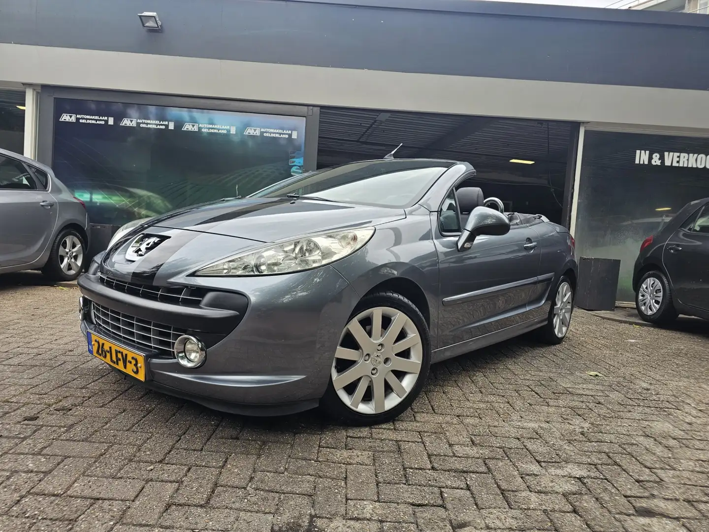 Peugeot 207 CC 1.6-16V T Sport|12 MND GARANTIE| AIRCO | NAVI | Grijs - 2