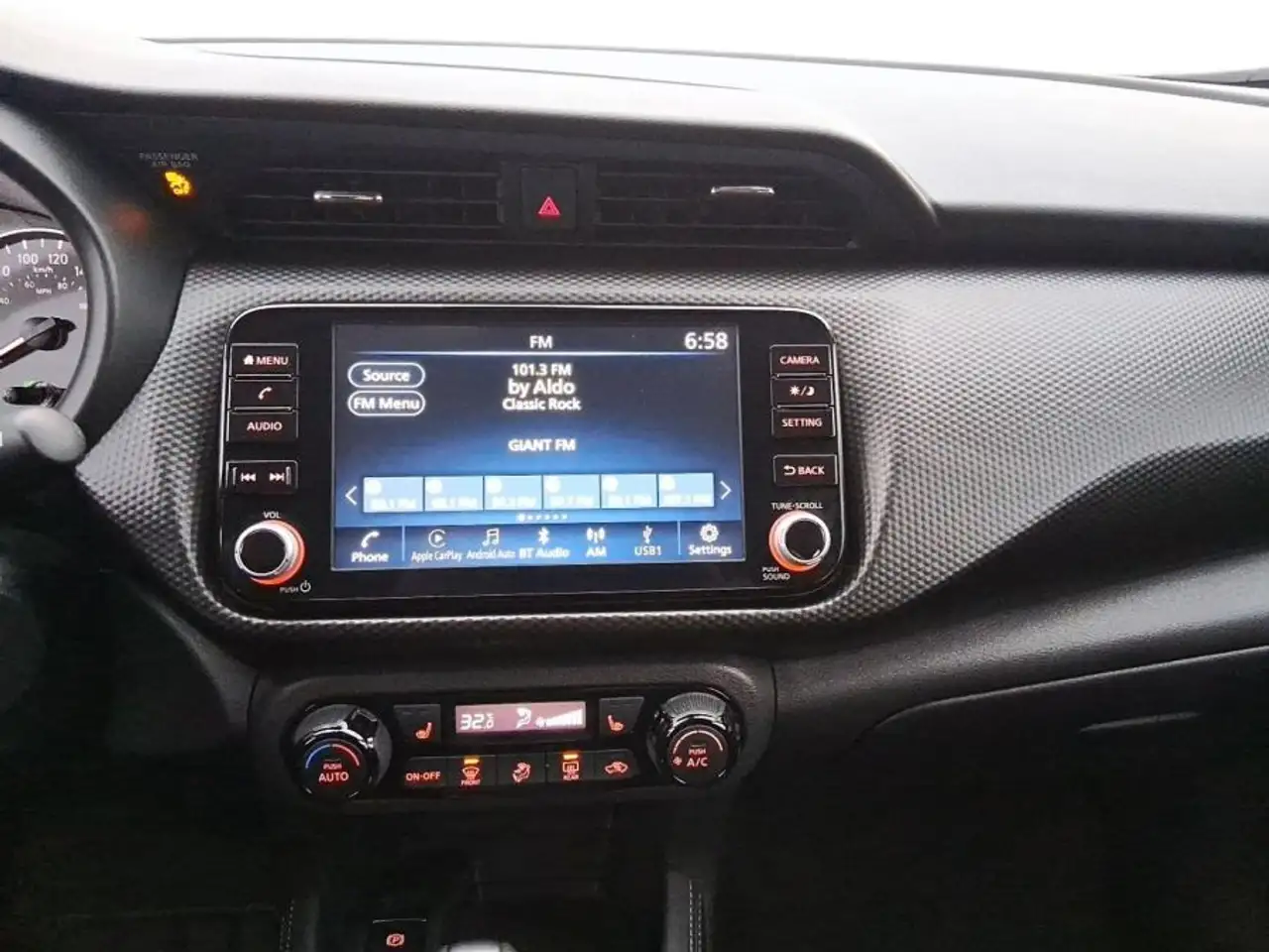 Nissan Kicks снимка Nissan Kicks