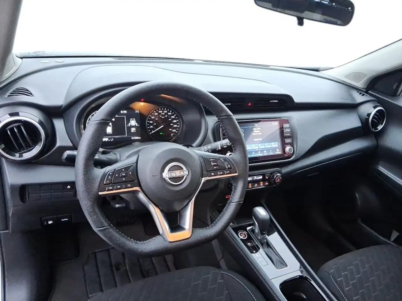 Nissan Kicks снимка Nissan Kicks