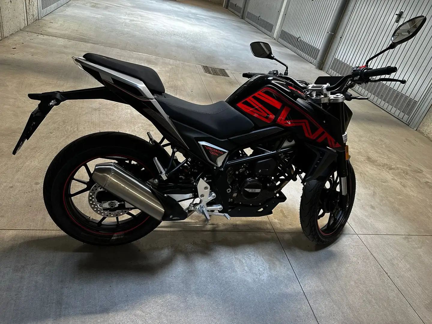 SWM SWM Hoku 125 - 1