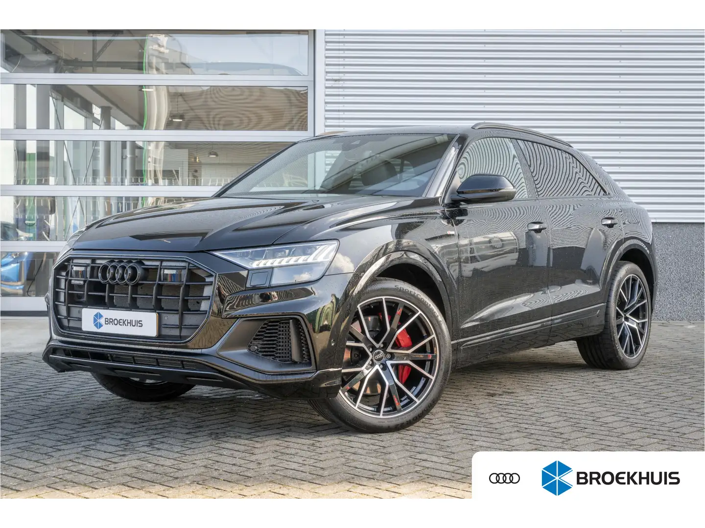 Audi Q8 60 TFSI e quattro Pro Line S Competition 22 inch v Schwarz - 1