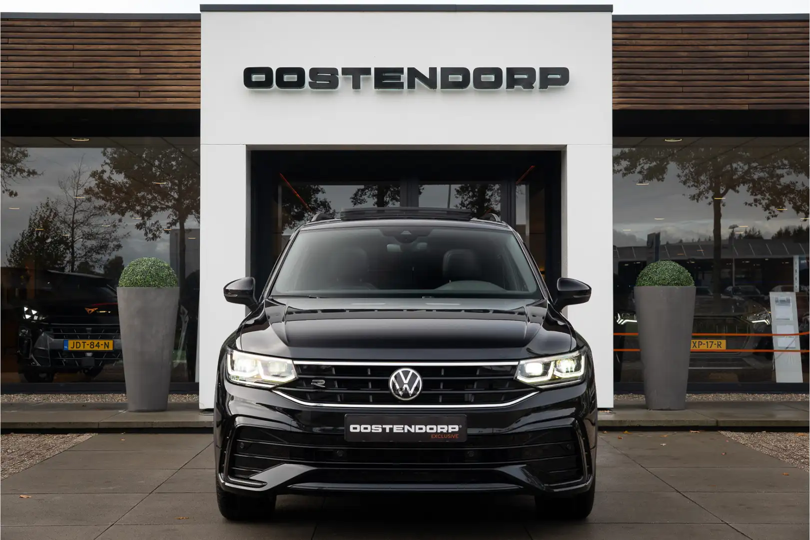 Volkswagen Tiguan 1.4TSI/245PK eHybrid R-Line Blackstyle|2022|Panora Zwart - 2