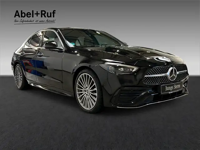Mercedes-Benz C-Class view 5