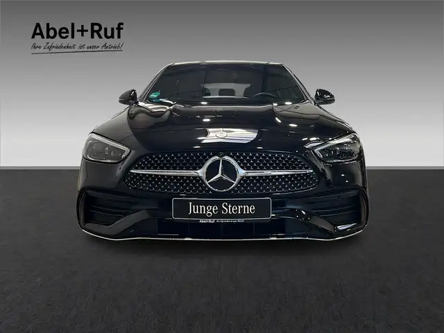 Mercedes-Benz C-Class view 3