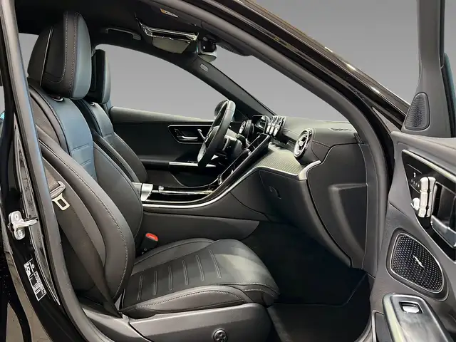 Mercedes-Benz C-Class view 12