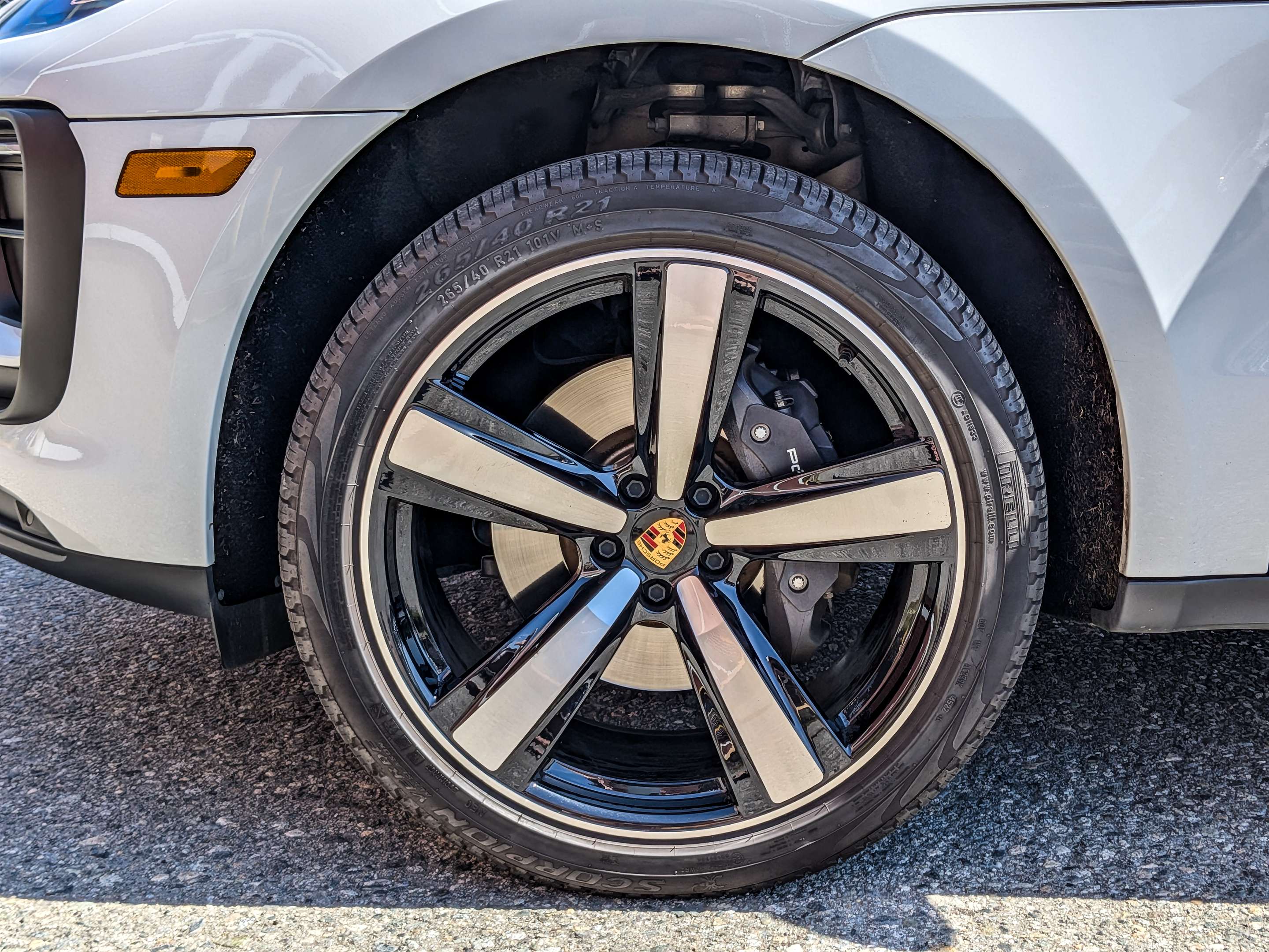2023 Porsche Macan AWD thumb 29