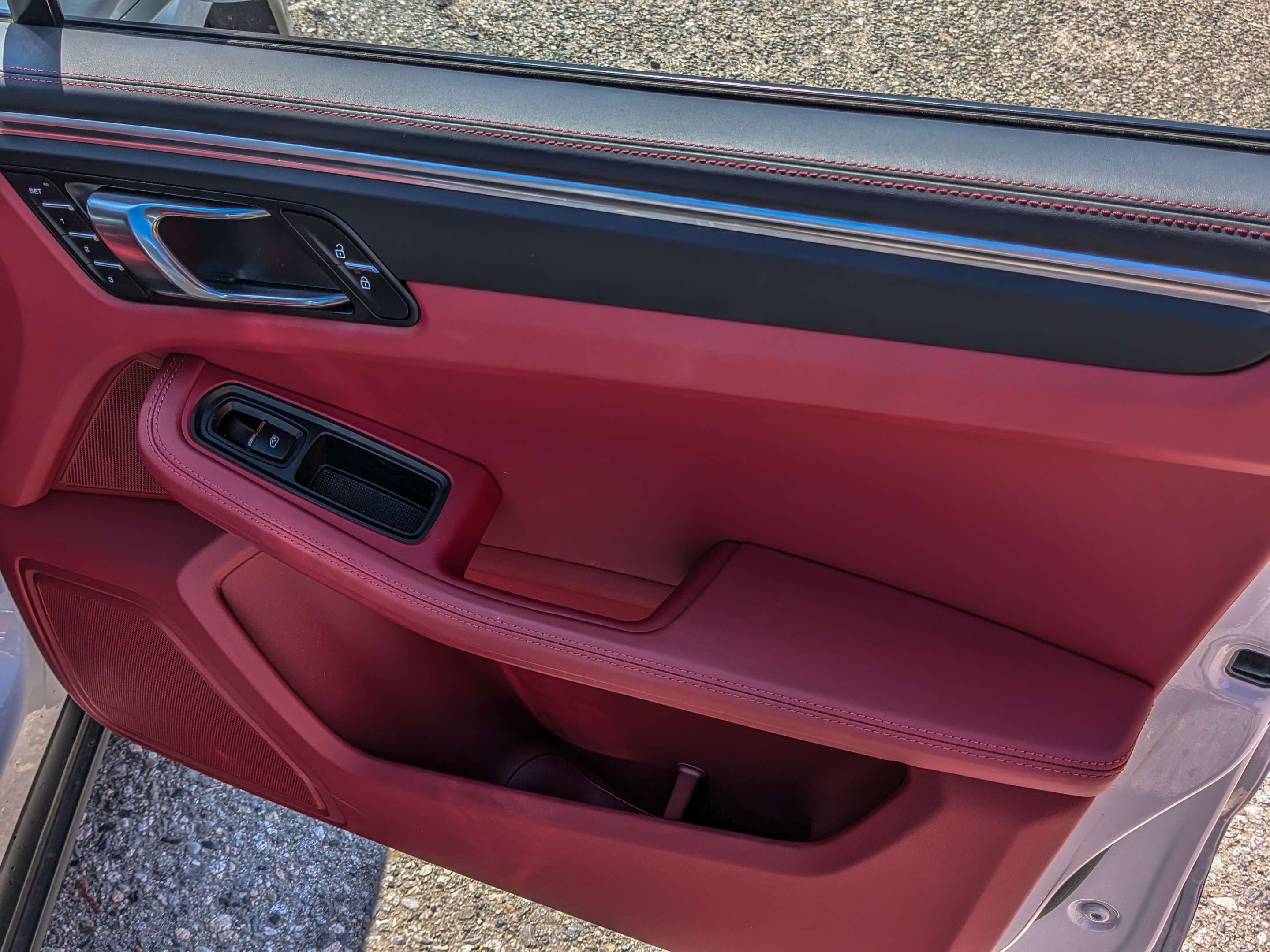 2023 Porsche Macan AWD thumb 25