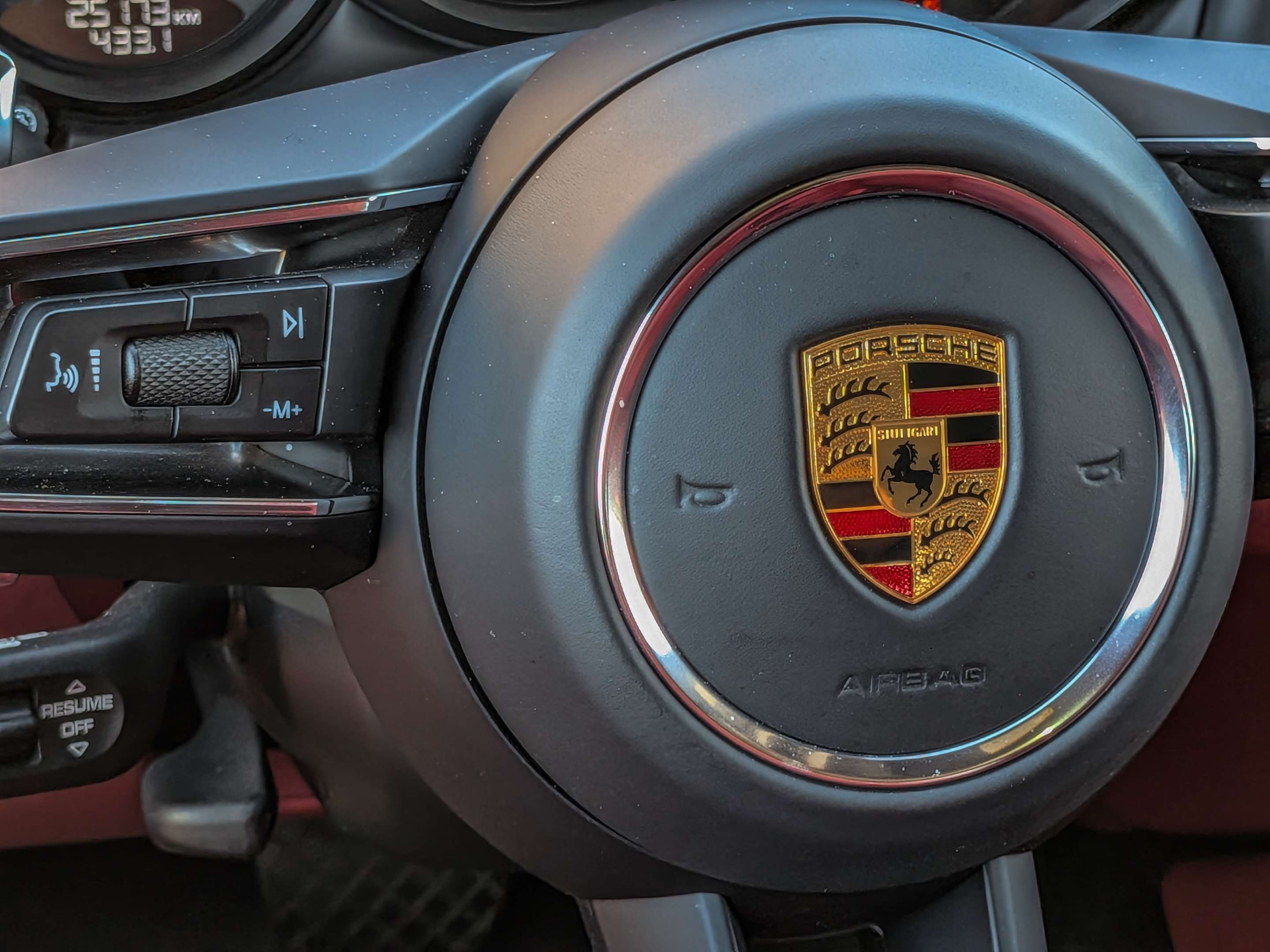 2023 Porsche Macan AWD thumb 18