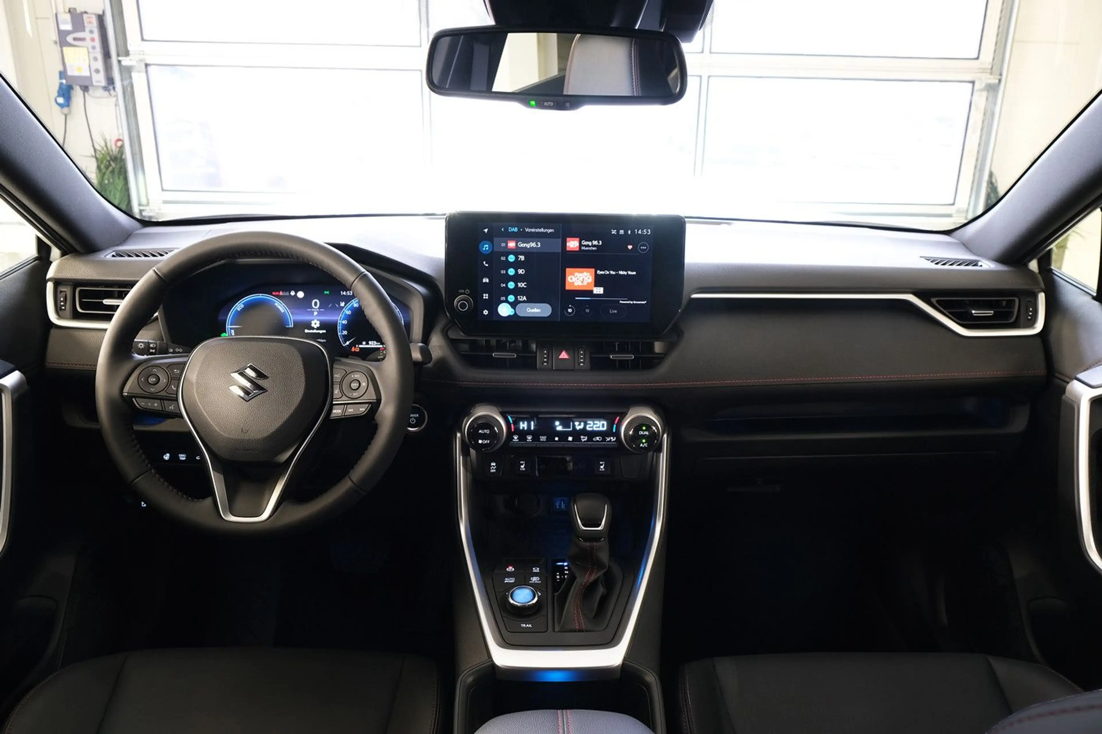 Suzuki Across 2.5 Plug-In Hybrid Comfort+ E-Four DAB*Ka — photo 14