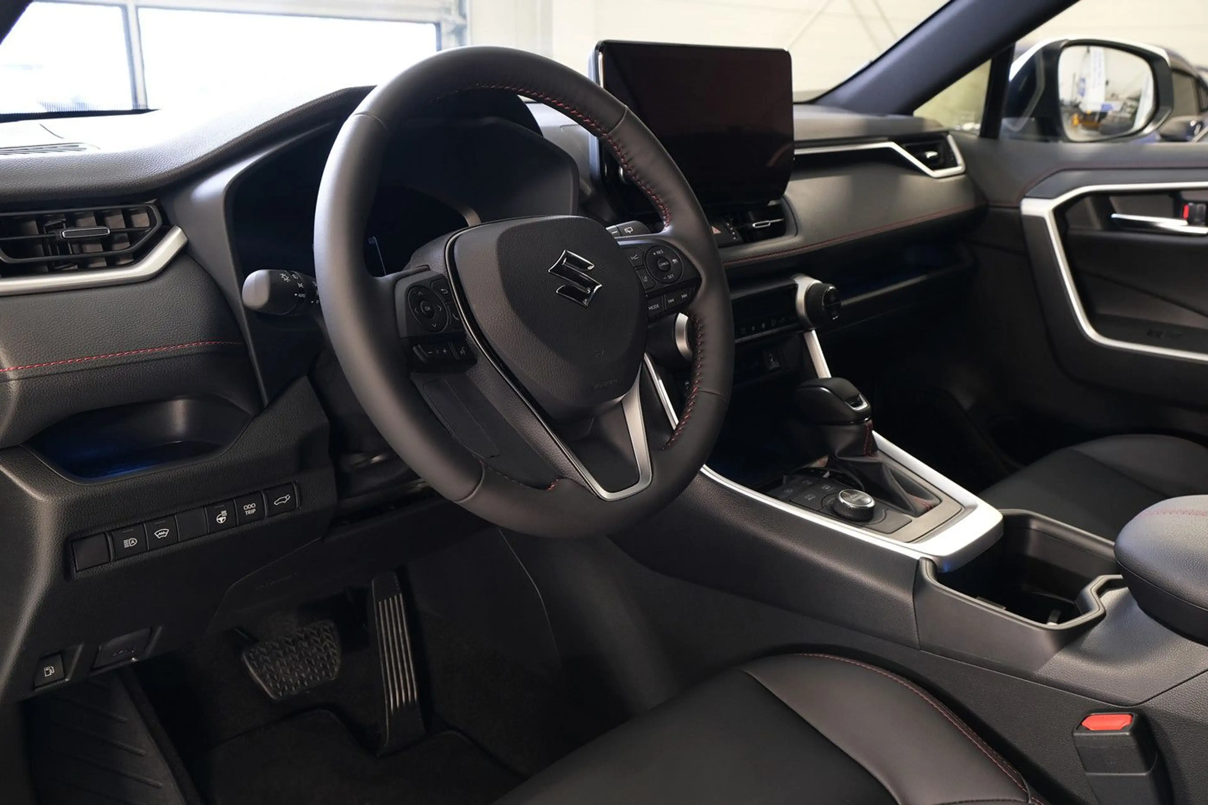 Suzuki Across 2.5 Plug-In Hybrid Comfort+ E-Four DAB*Ka — photo 13
