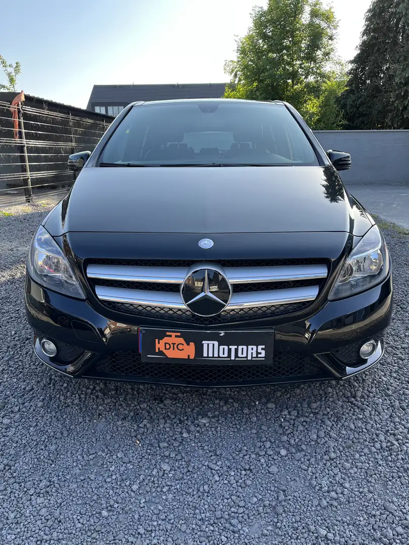 Mercedes-Benz B 180 légèrement accidenté - 2