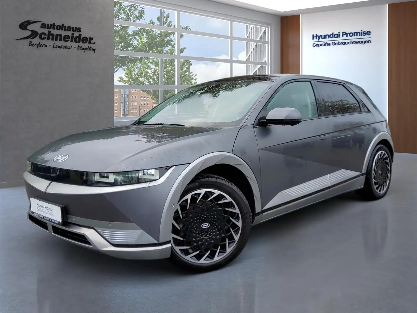 Hyundai IONIQ 5 72,6 kWh 4WD UNIQ RELAX/PANO/HuD/360°/BOSE Gris - 1