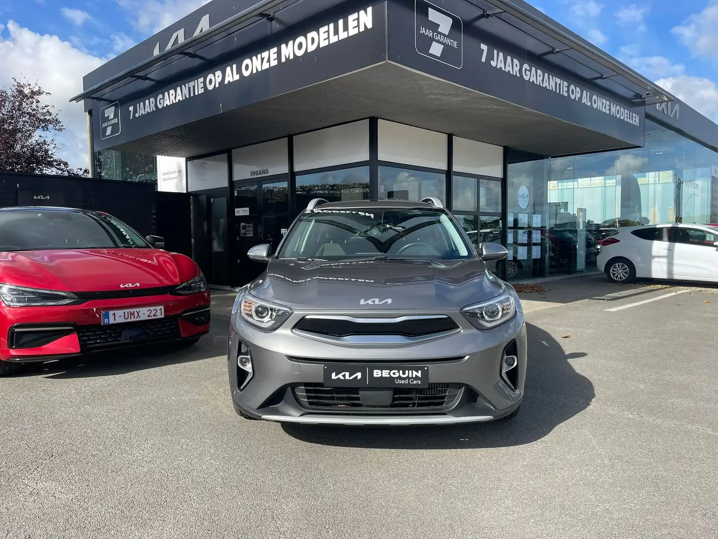 Kia Stonic T Pulse 7DCT Gris - 2
