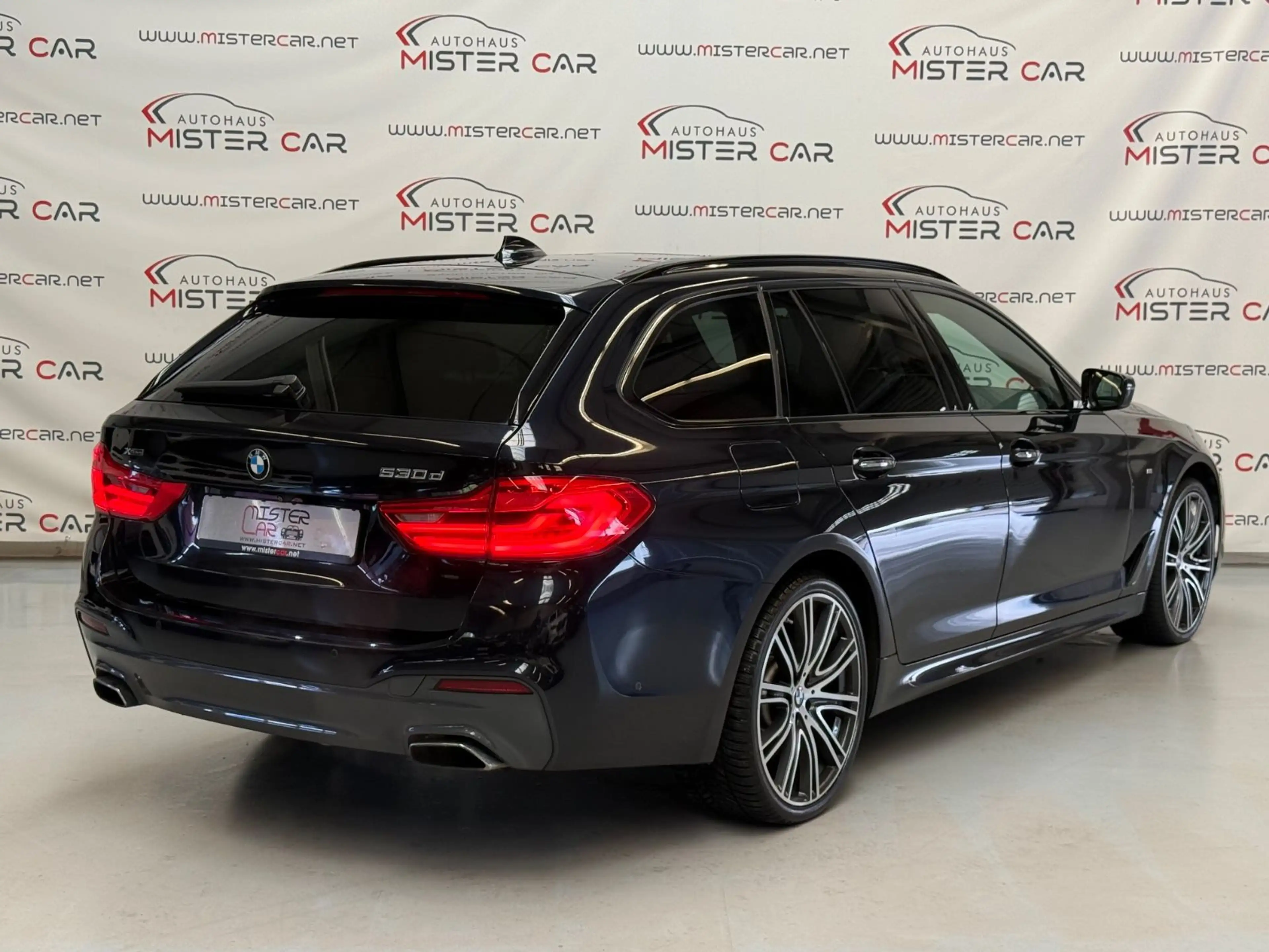 BMW 530 d xDrive M Sport FONDTV/MASSAGE/SOFT/ABS VOLL — photo 6