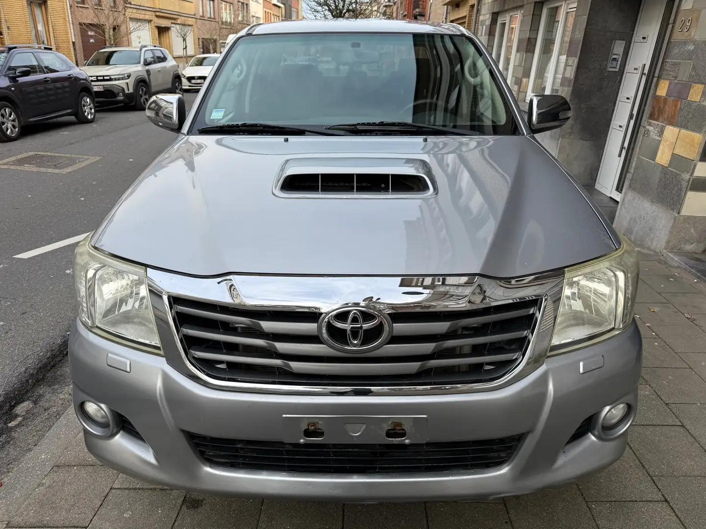 Toyota Hilux 3.0 D4D 53000KM AUTOMATIQUE 1ER MAIN GARANTIE ✅ Plateado - 2