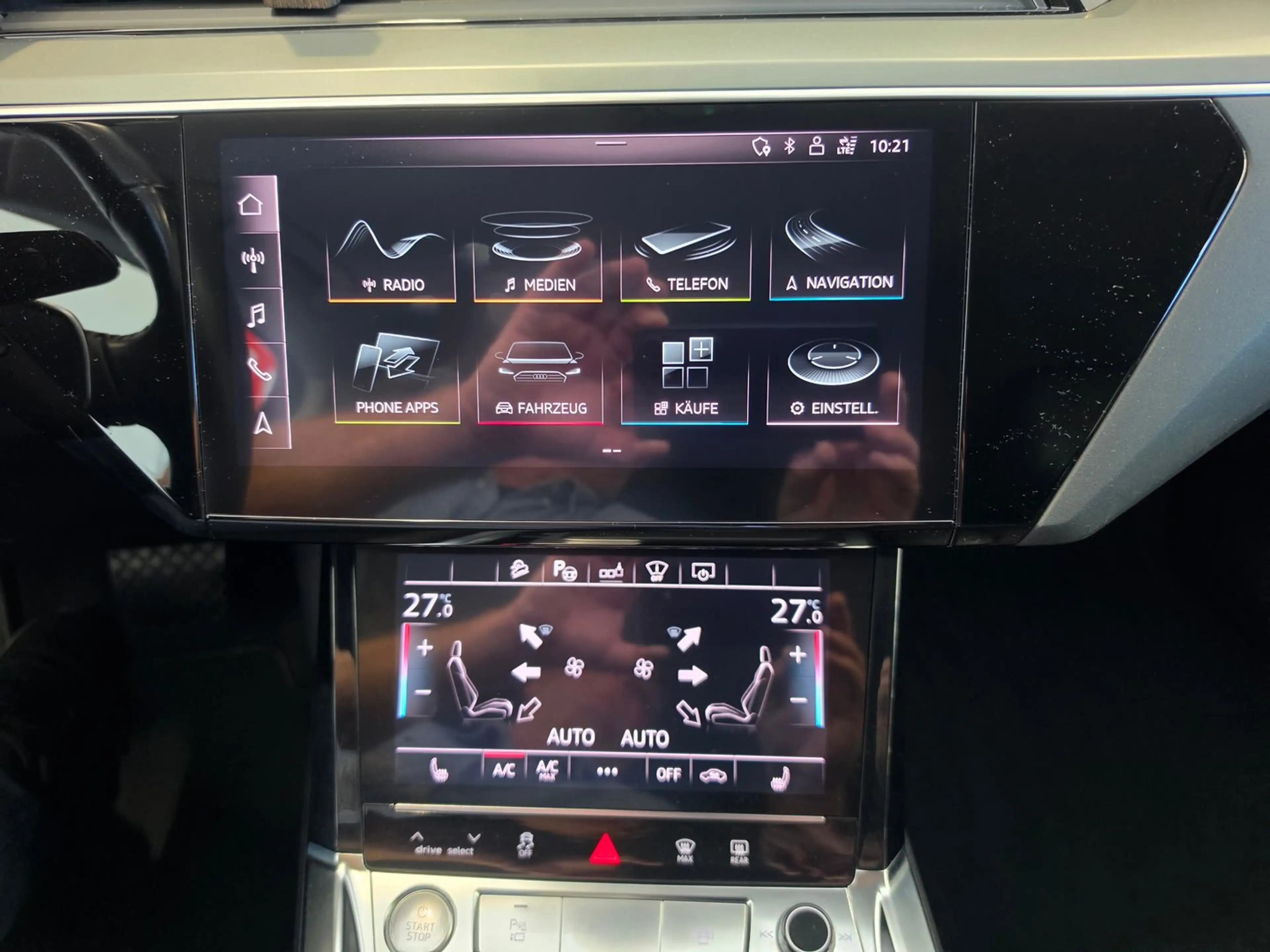 Audi e-tron 50 quattro 230 kW Business — photo 10