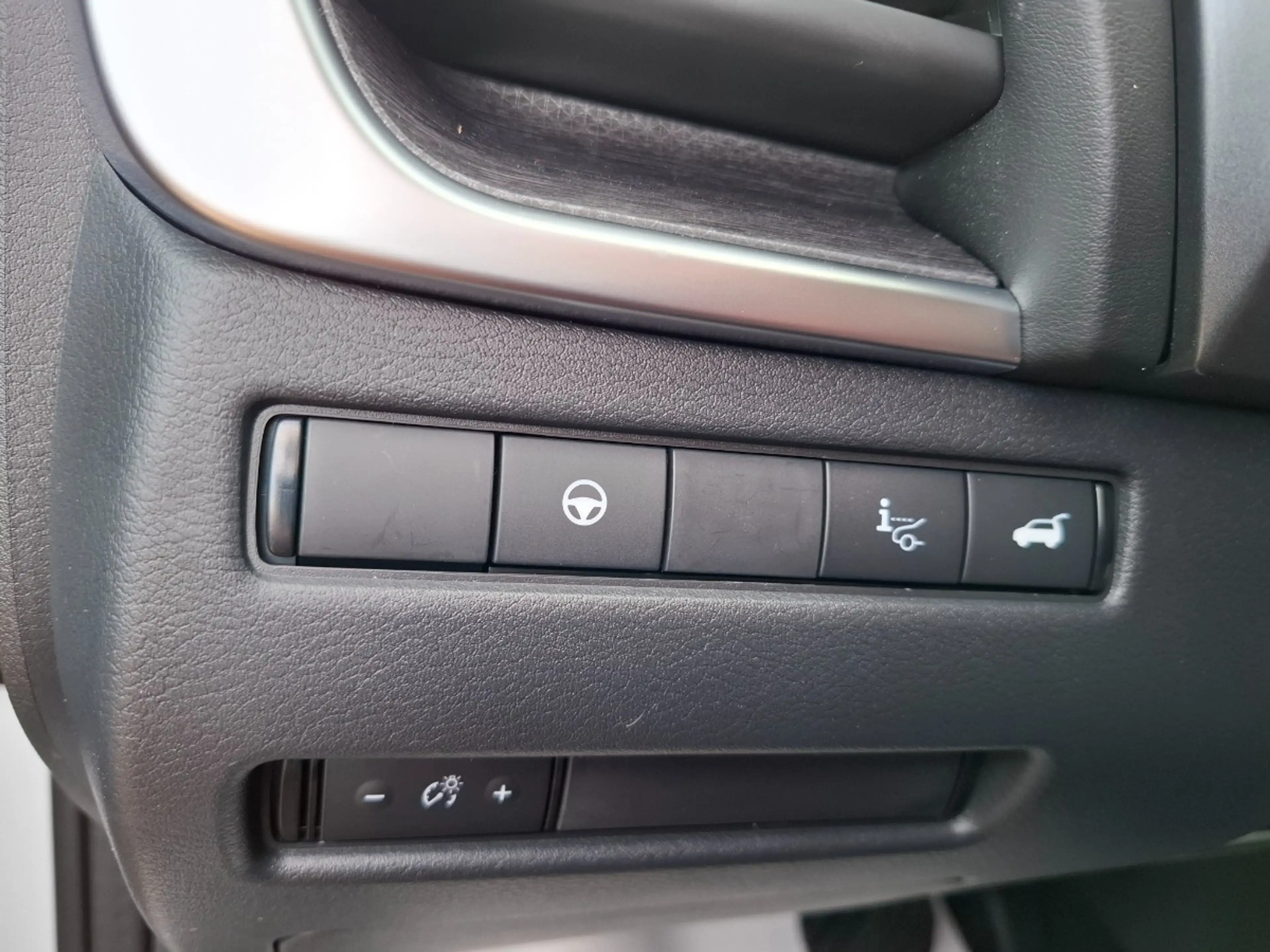 Nissan Qashqai 1.5 VC-T Tekna e-Power PGD/Bose/el. Sitz — photo 13