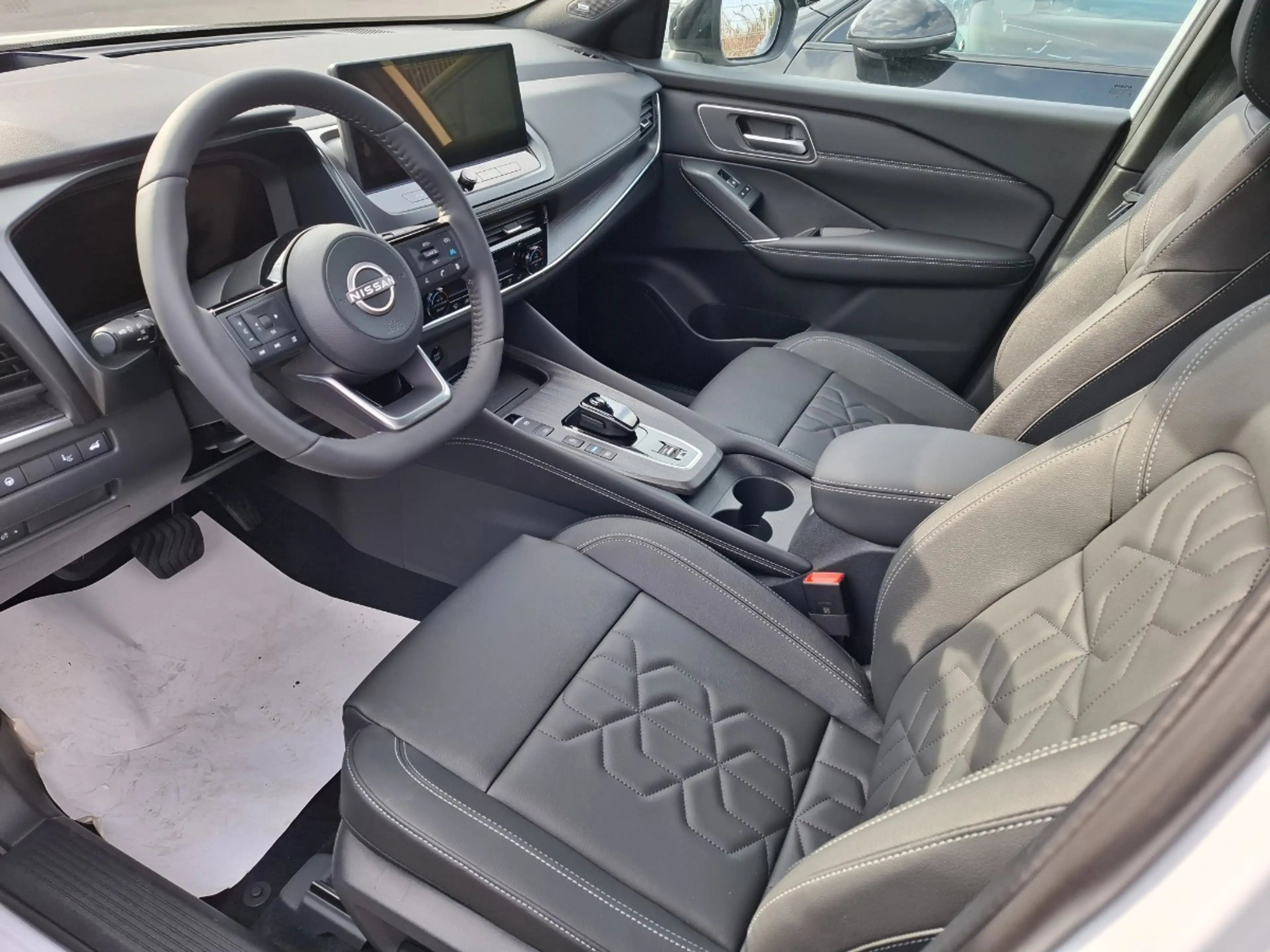 Nissan Qashqai 1.5 VC-T Tekna e-Power PGD/Bose/el. Sitz — photo 8